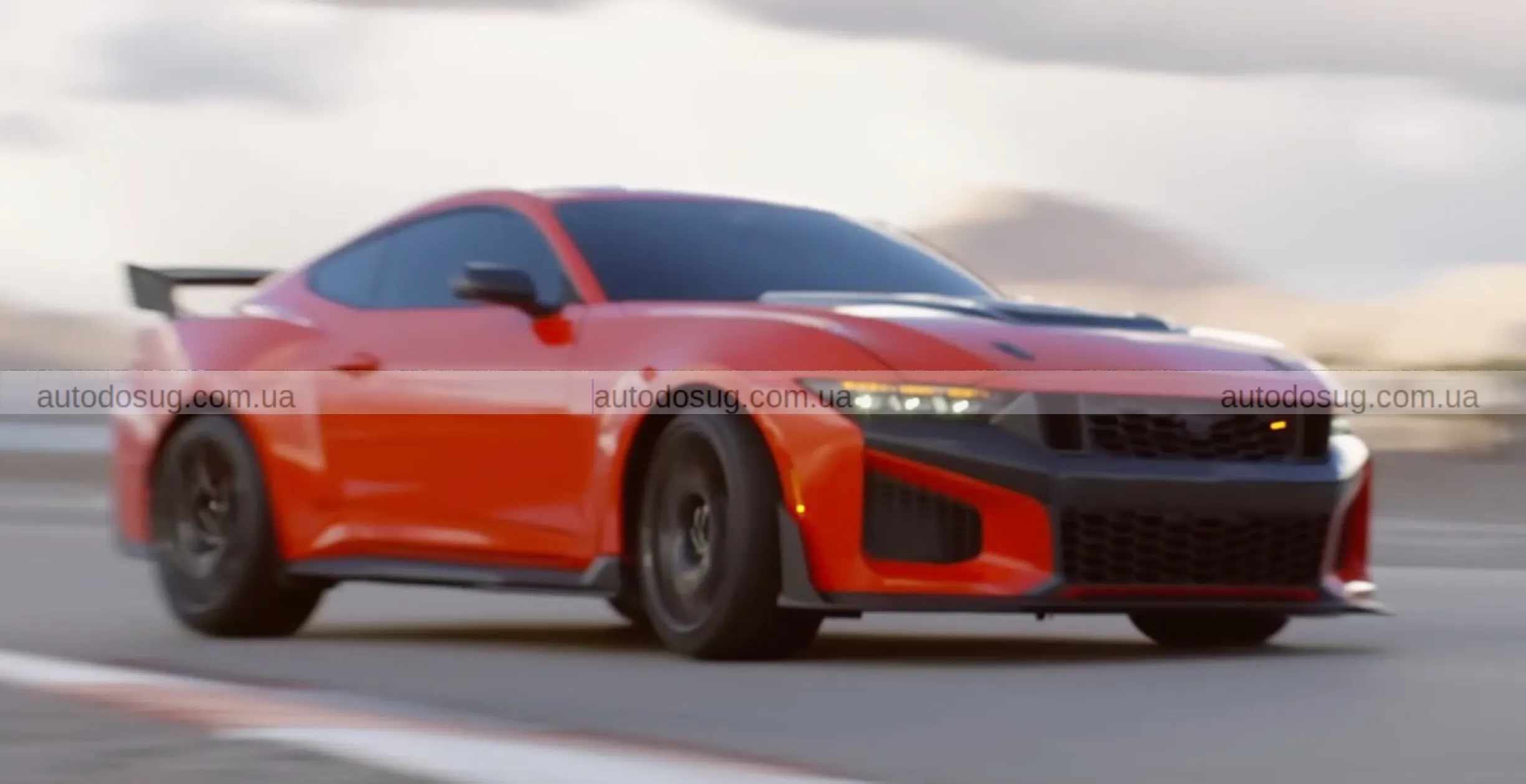 Ford Mustang Dark Horse SC демонструє новий рівень з натяком на GT500