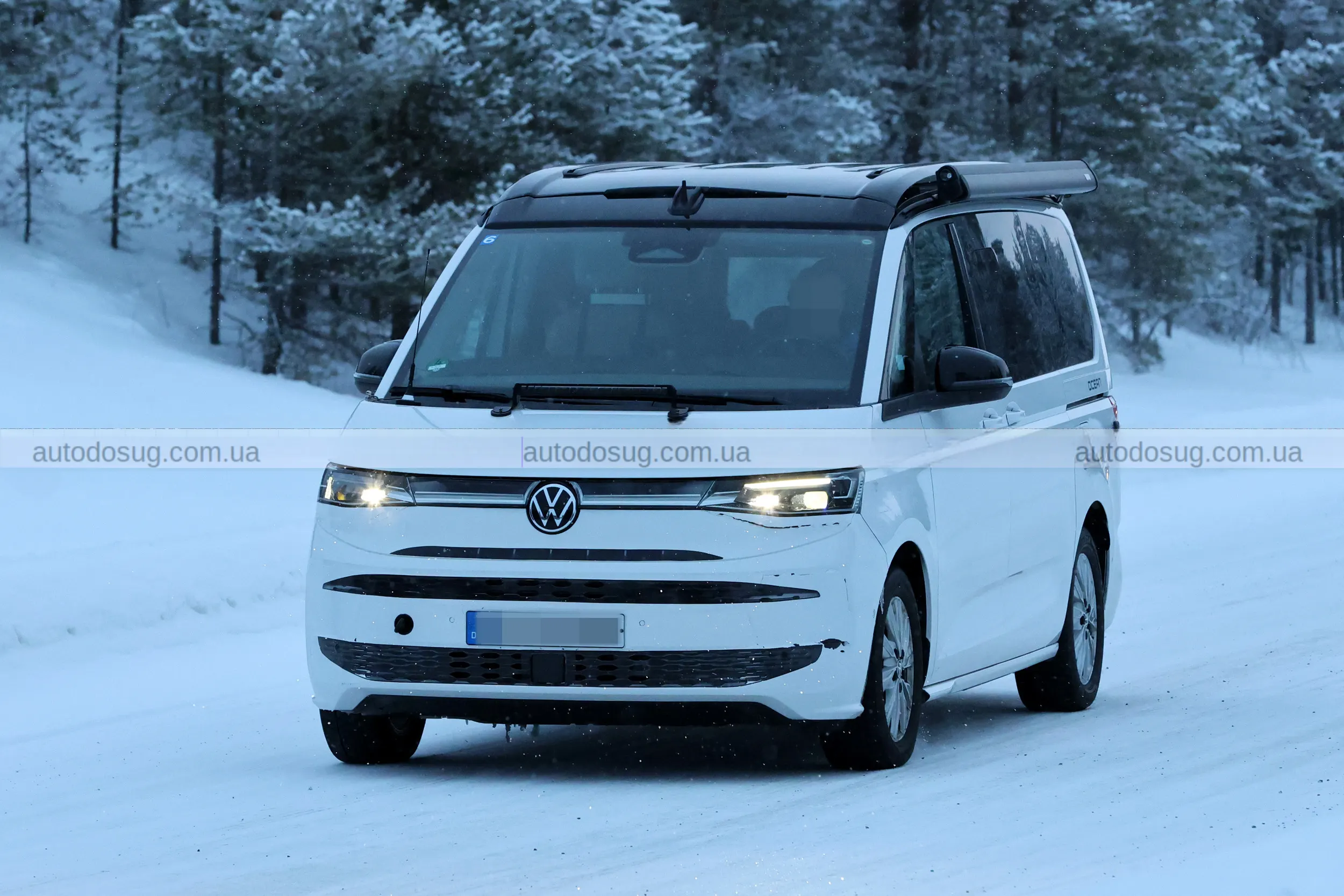 ID. Buzz провалився, тож Volkswagen звертає увагу на T7