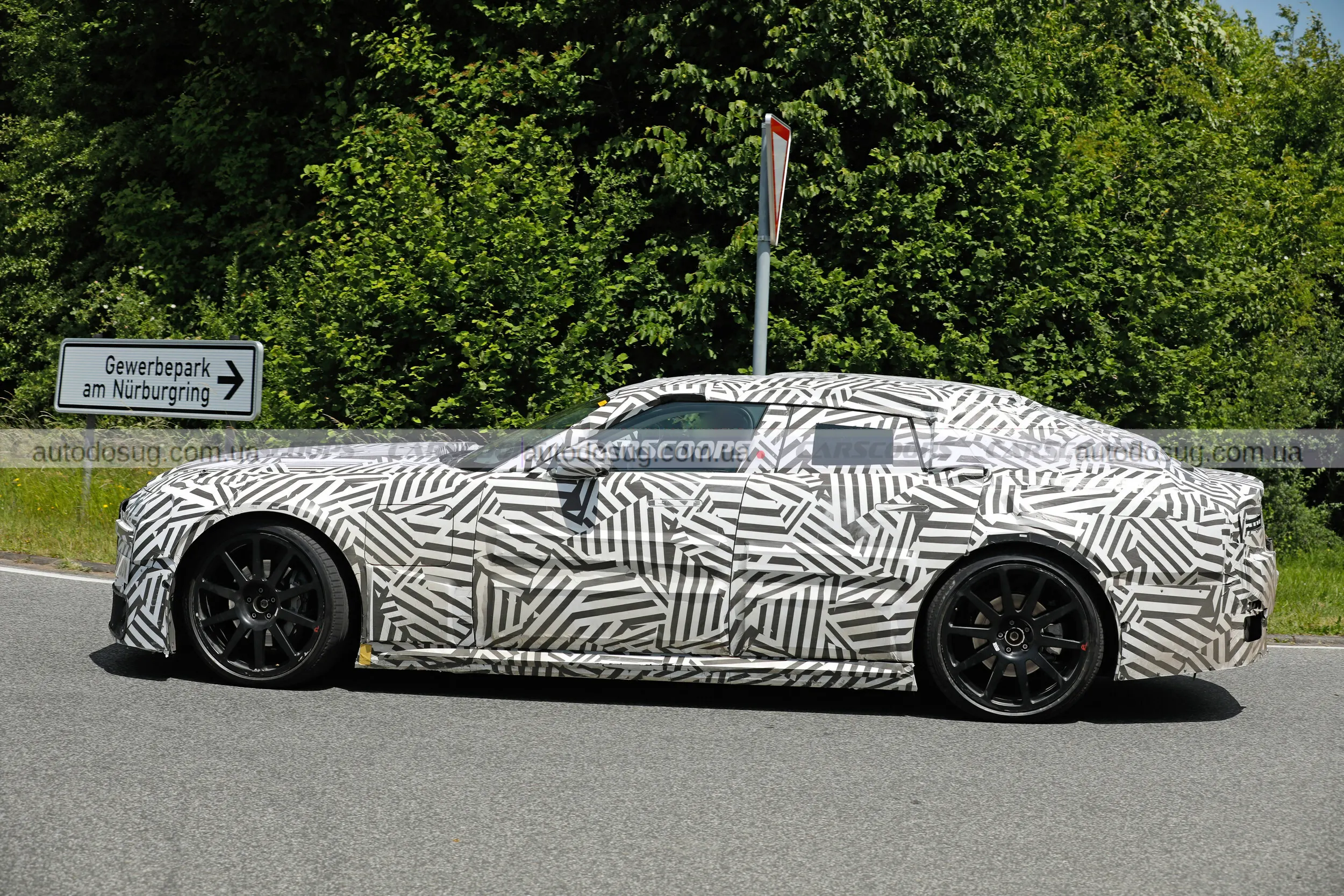 Jaguar на шляху до електричного майбутнього