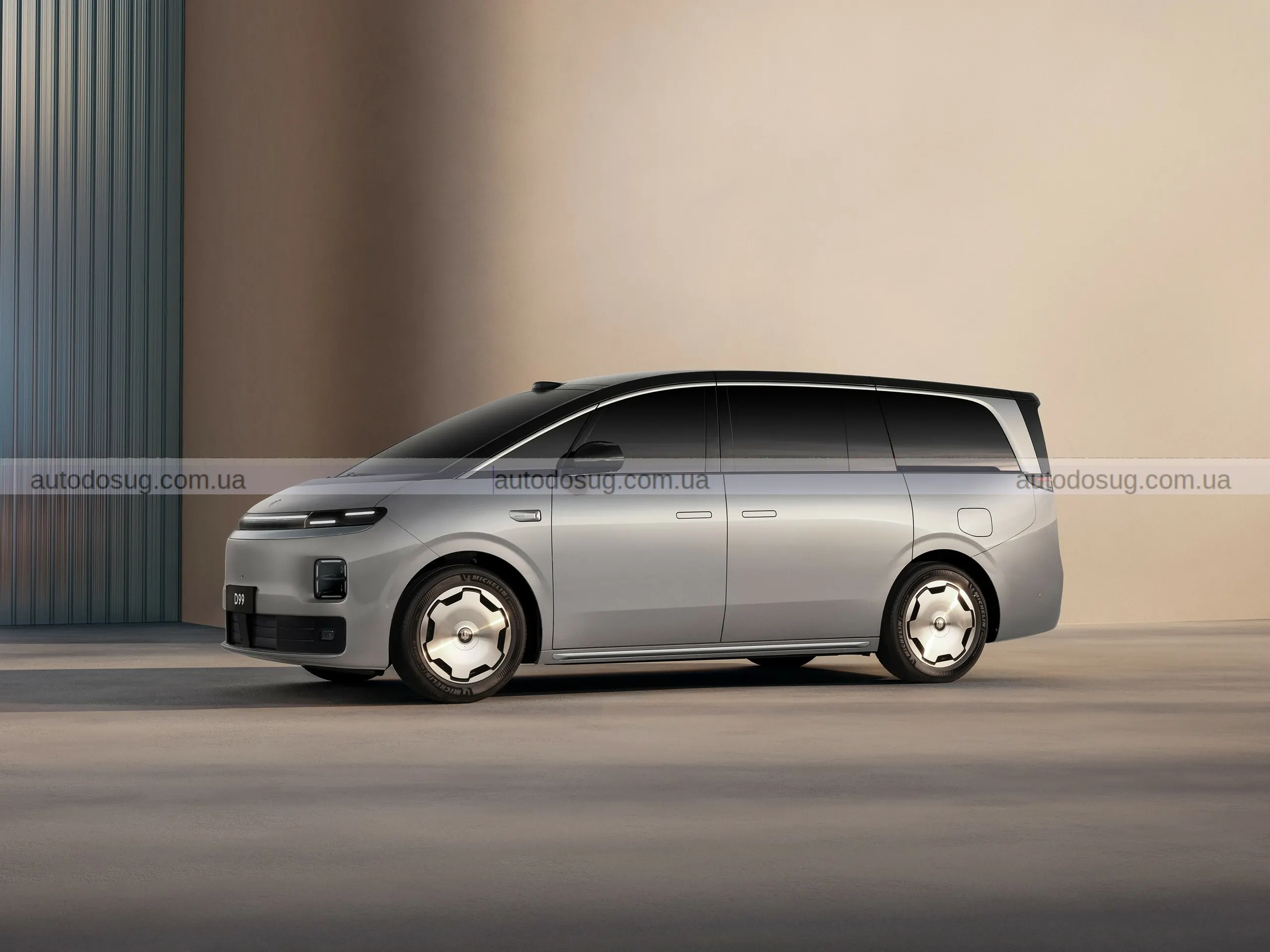 Leapmotor D99 представляє електричний мінівен з величезними батареями і запасом ходу, що вражає