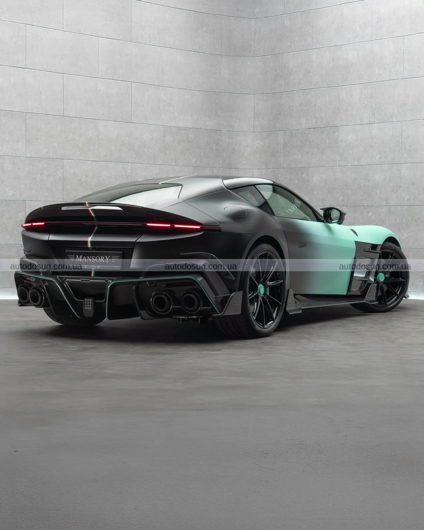 Mansory тюнінгувала Ferrari 12Cilindri, додавши до нього новий карбоновий кузов