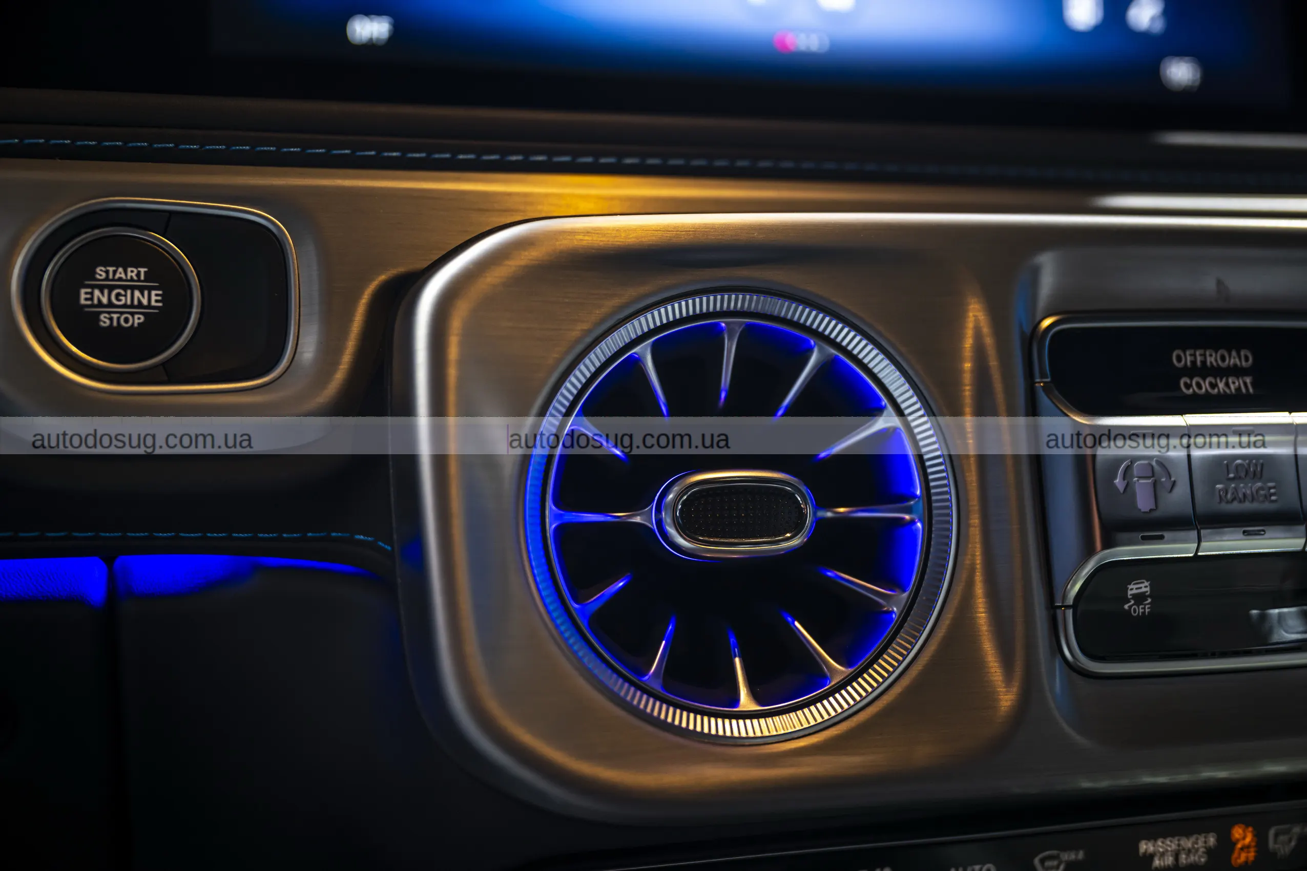 Mercedes дає до $10 000 пільги на електричний G580 EQ