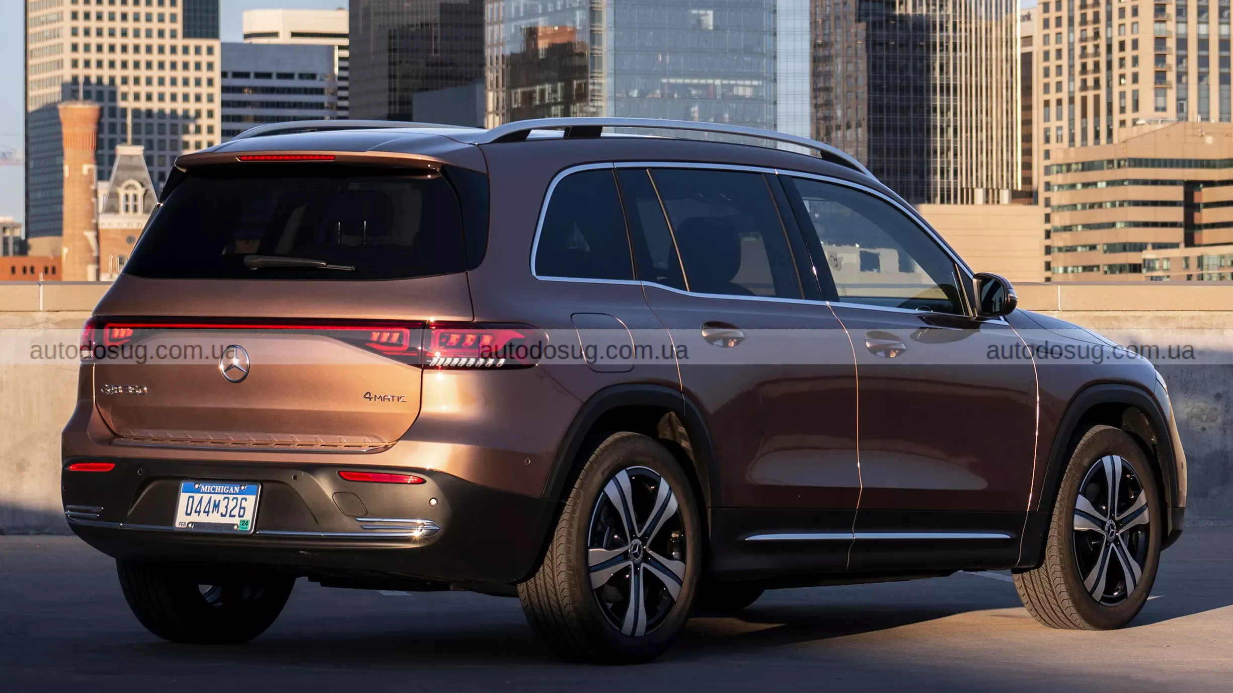 Mercedes попереджає водіїв EV не заряджати батарею понад 80 %