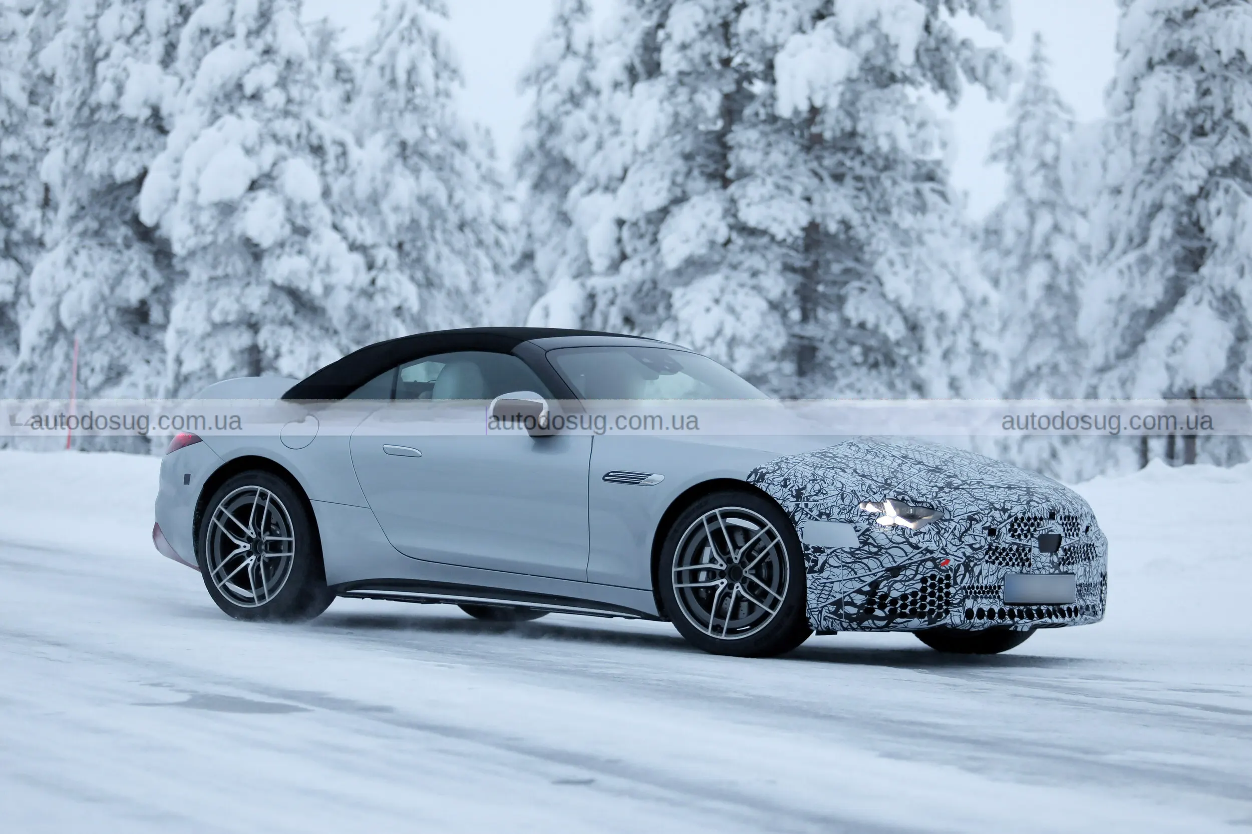 Mercedes SL виходить на новий рівень краси й технологій