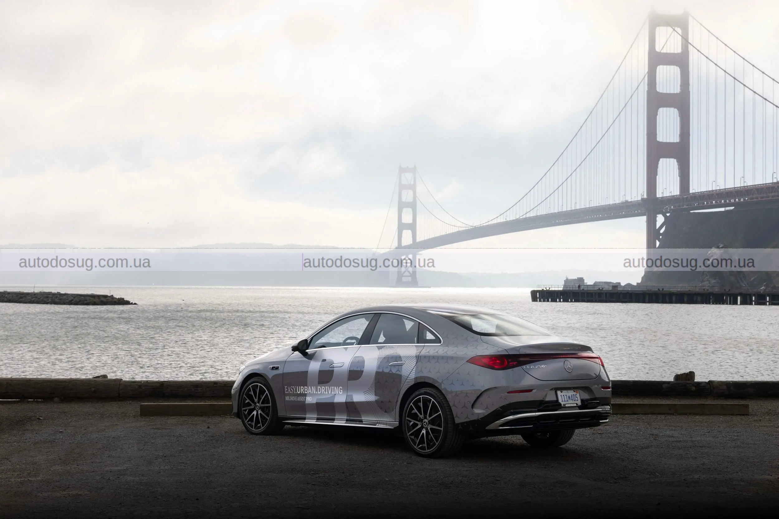 Mercedes збирається дозволити вам керувати автомобілем у місті з вільними руками