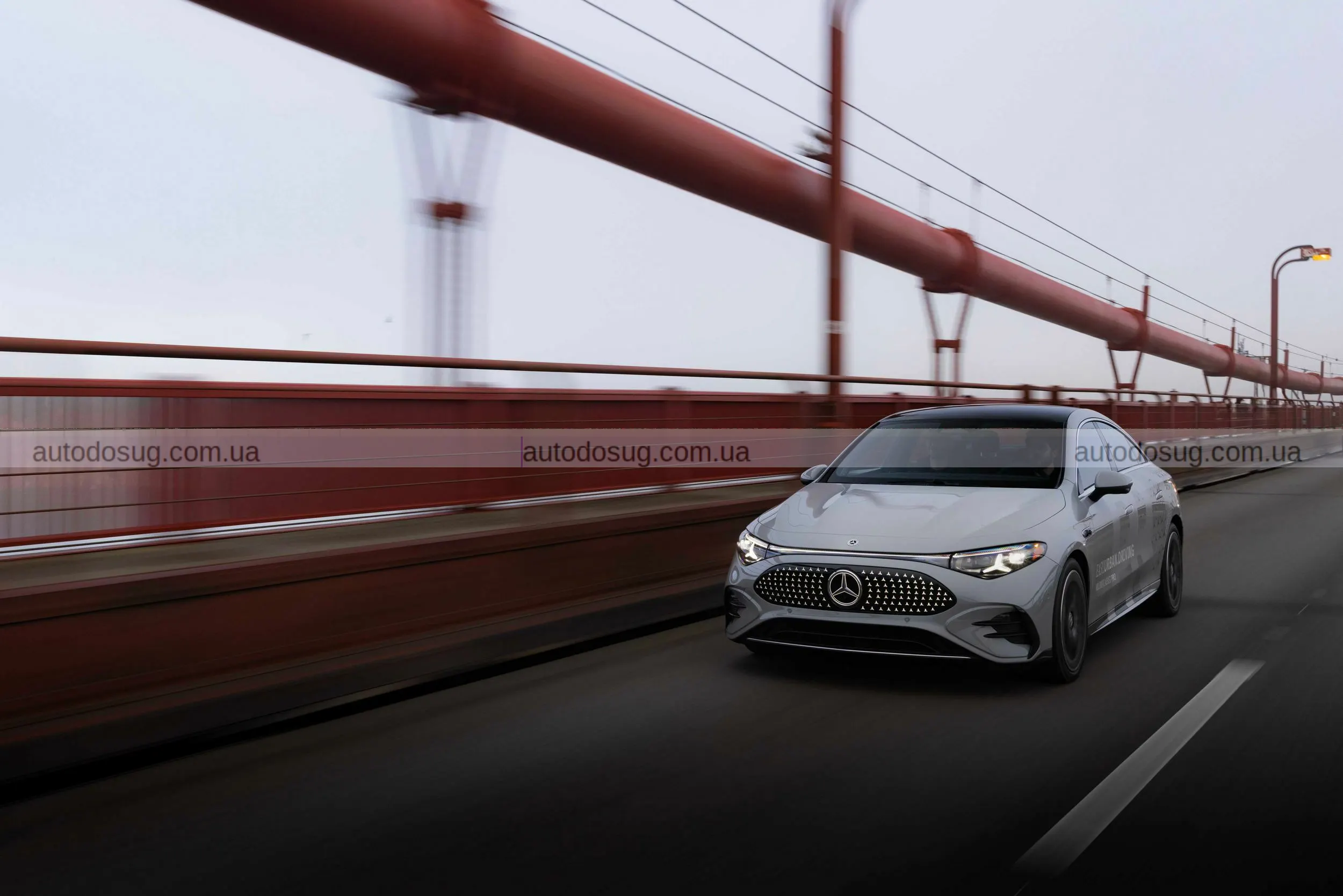 Mercedes збирається дозволити вам керувати автомобілем у місті з вільними руками