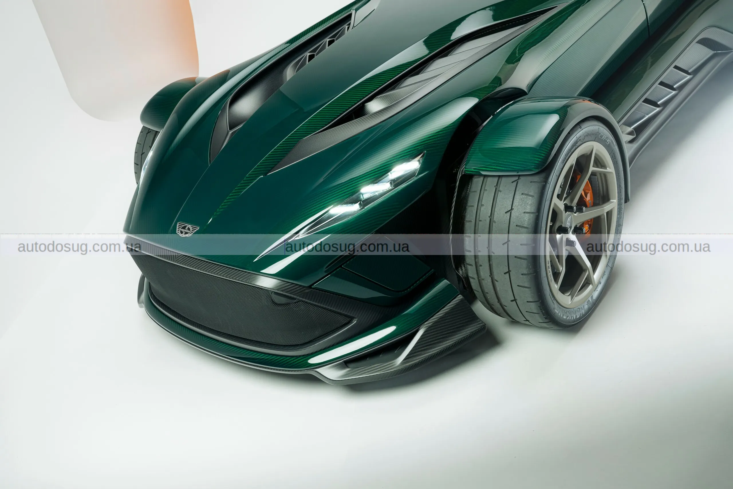 Новий Donkervoort P24 RS буде доступний у версіях потужністю 400, 500 та 600 к.с.