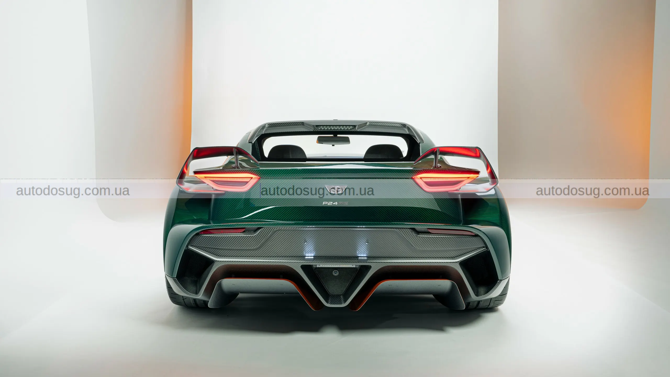 Новий Donkervoort P24 RS буде доступний у версіях потужністю 400, 500 та 600 к.с.