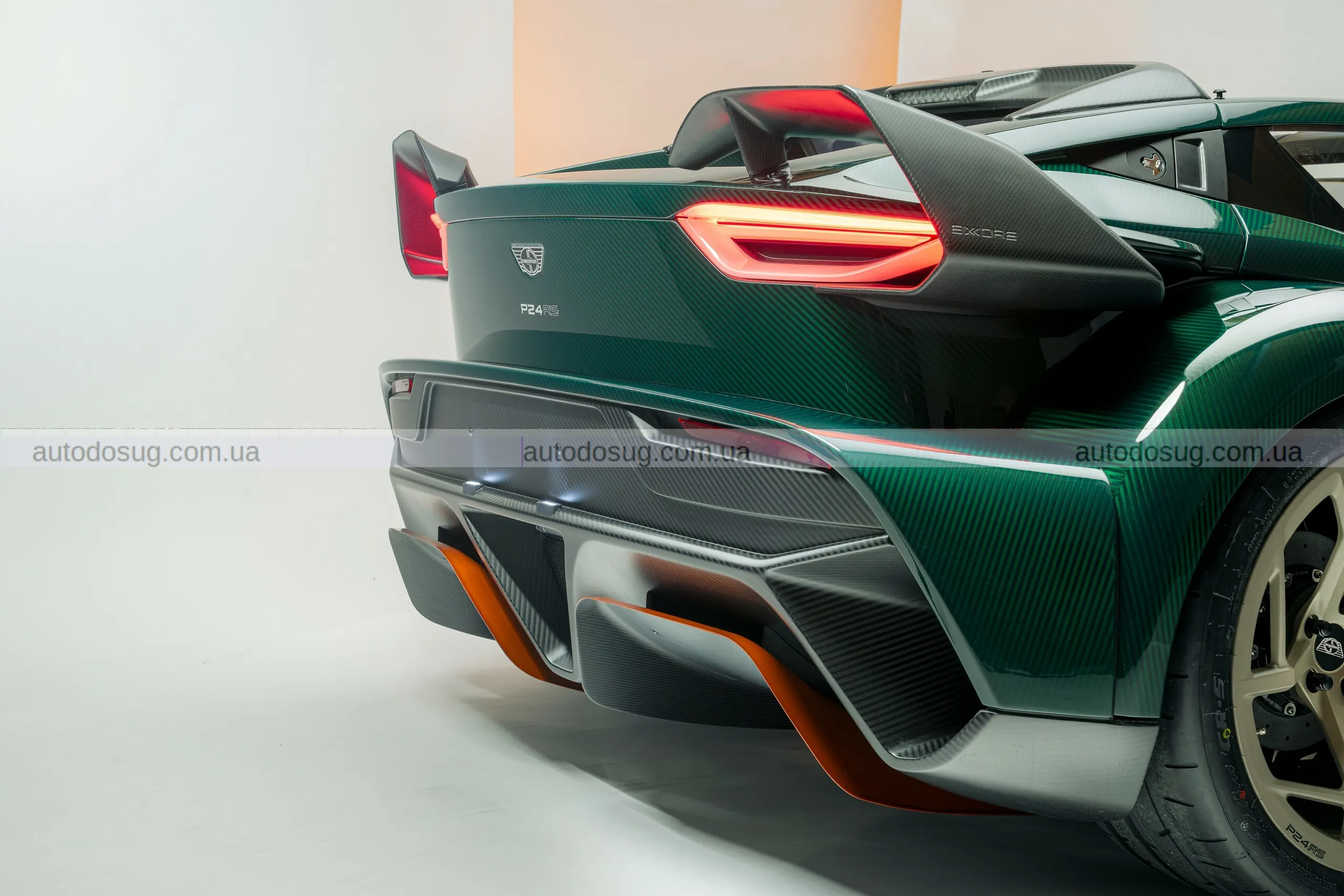 Новий Donkervoort P24 RS буде доступний у версіях потужністю 400, 500 та 600 к.с.