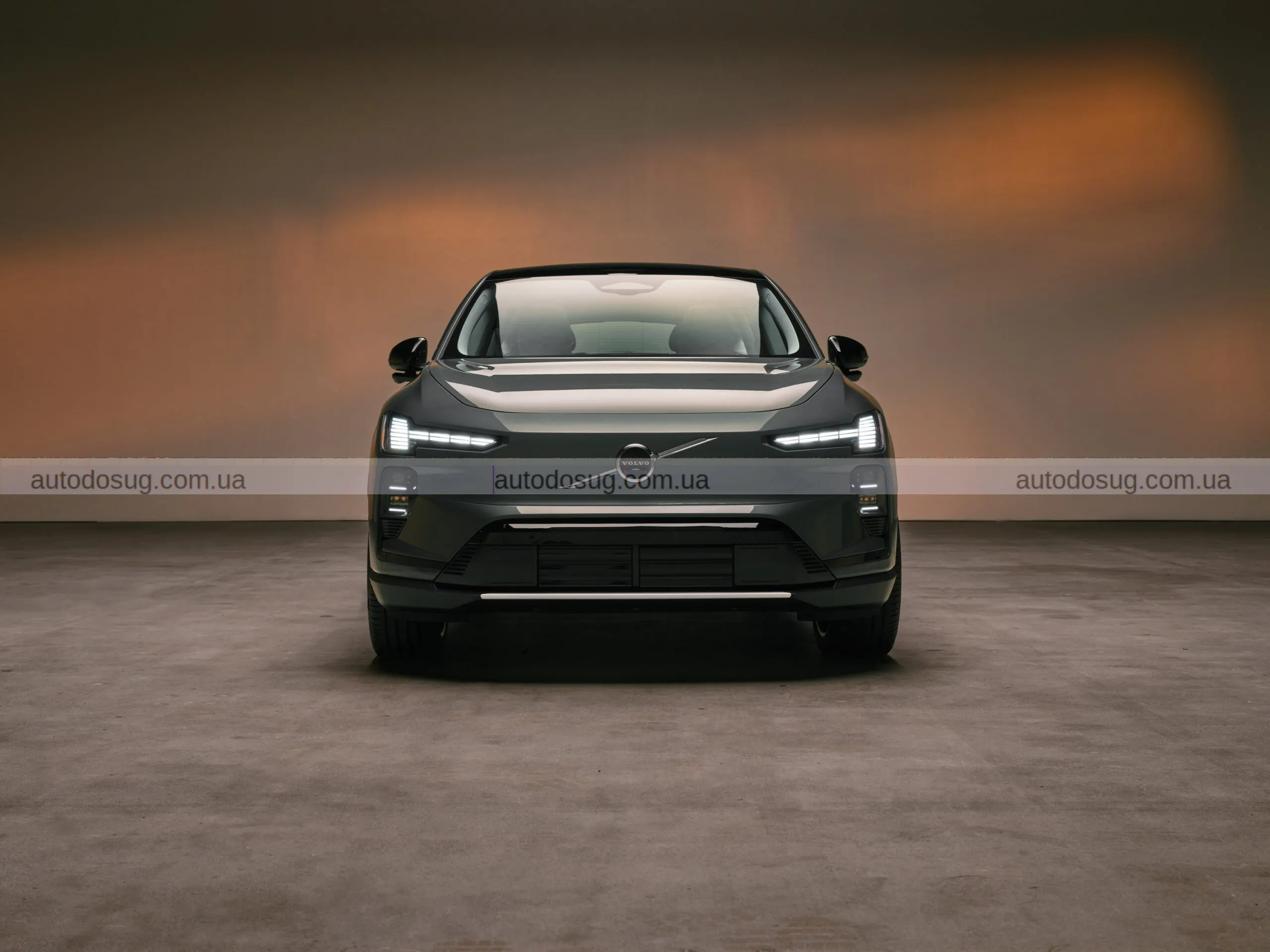 Новий позашляховик Volvo EX60 з запасом ходу 400 миль має новий стандарт дальності й заряджання серед EV