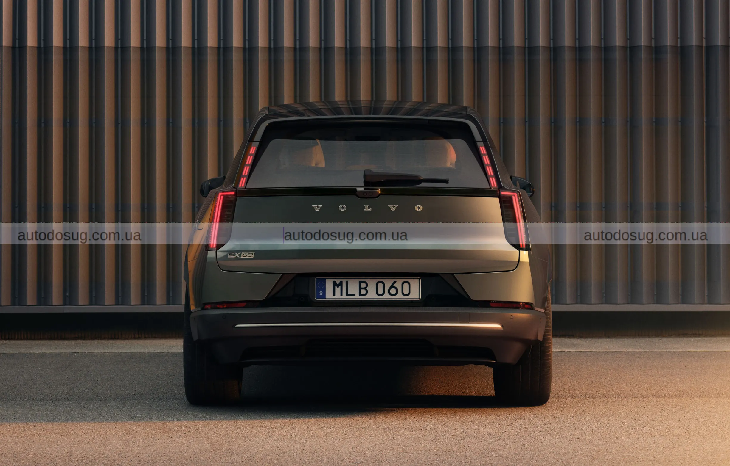 Новий позашляховик Volvo EX60 з запасом ходу 400 миль має новий стандарт дальності й заряджання серед EV