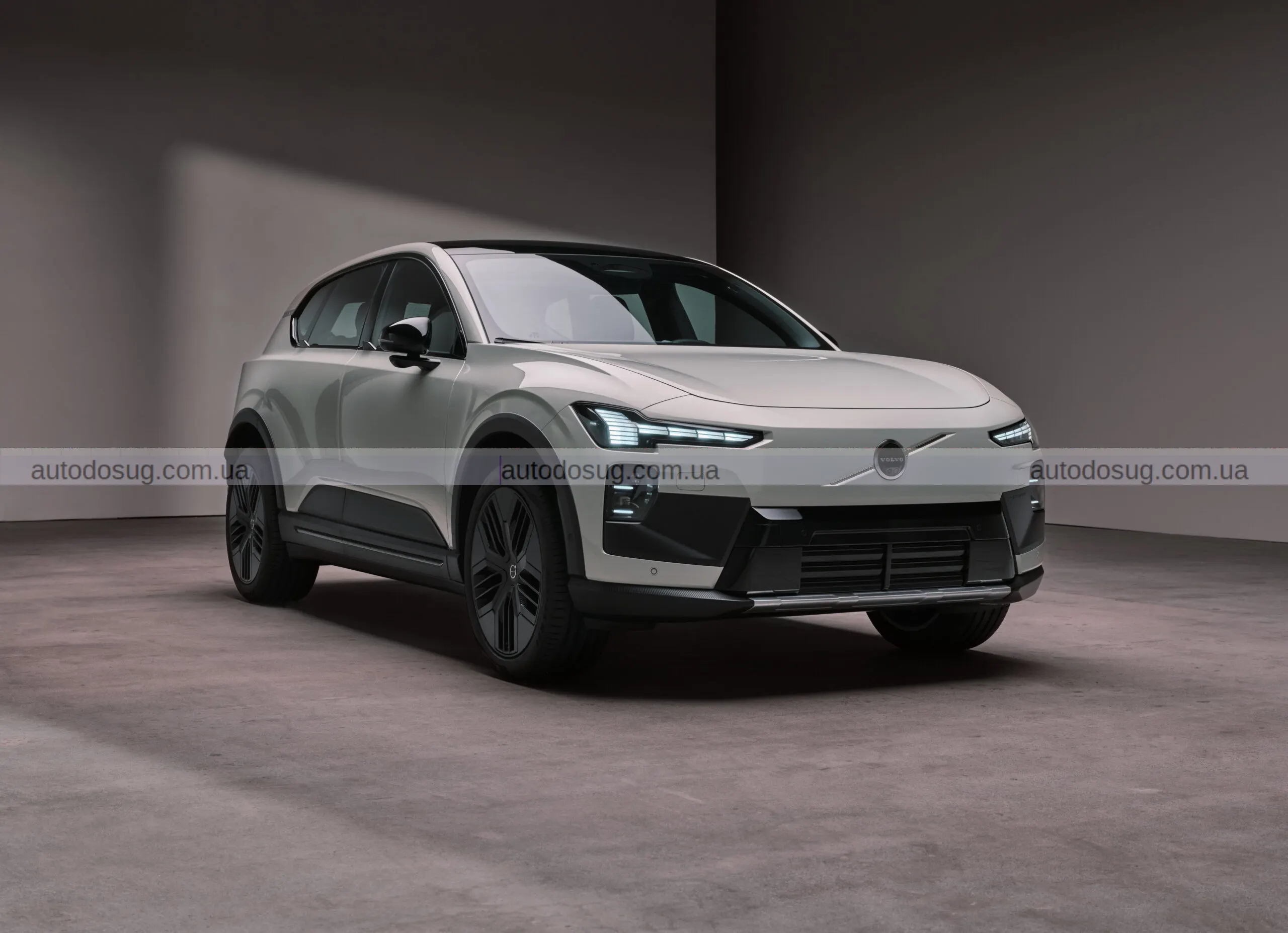 Новий позашляховик Volvo EX60 з запасом ходу 400 миль має новий стандарт дальності й заряджання серед EV