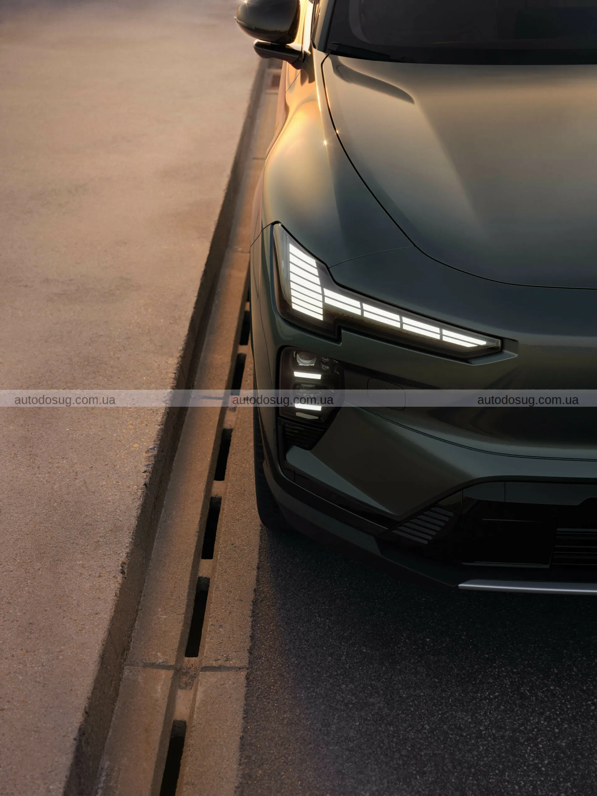 Новий позашляховик Volvo EX60 з запасом ходу 400 миль має новий стандарт дальності й заряджання серед EV