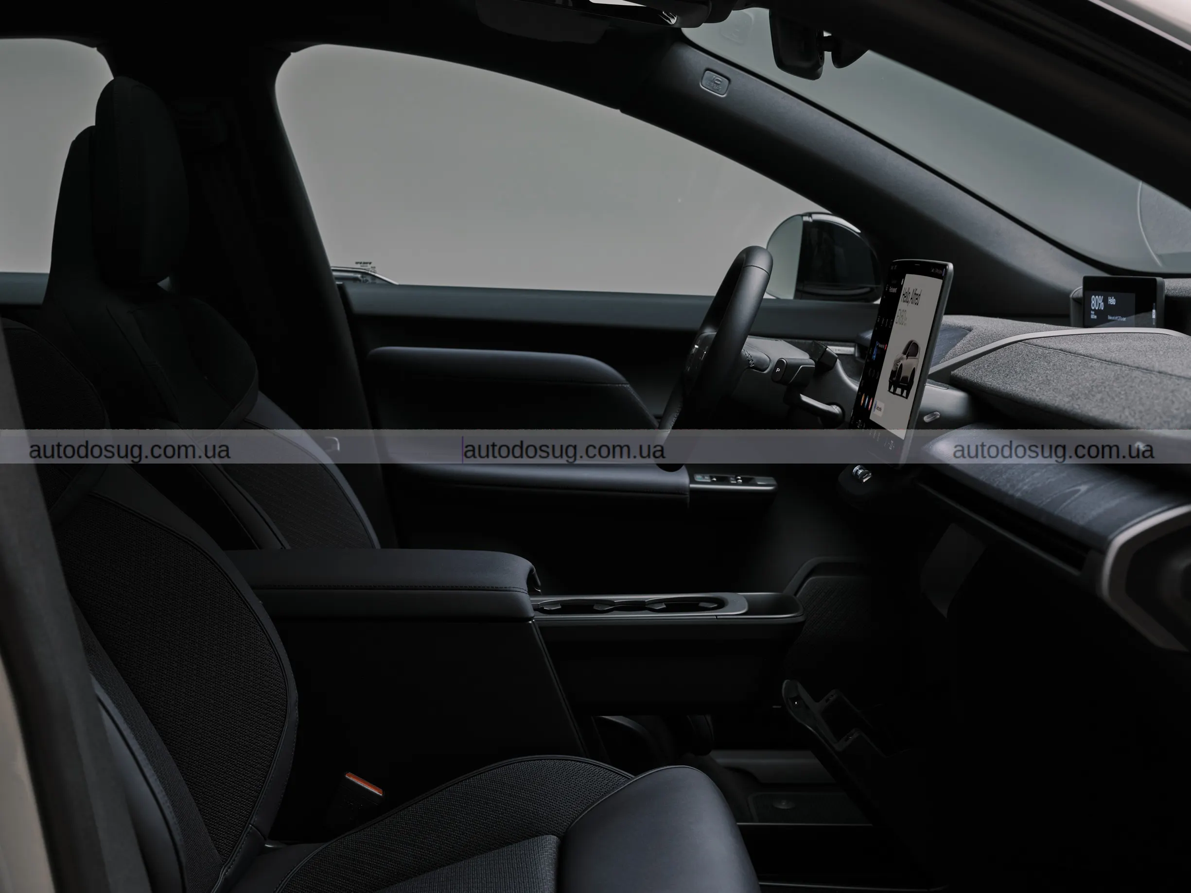 Новий позашляховик Volvo EX60 з запасом ходу 400 миль має новий стандарт дальності й заряджання серед EV