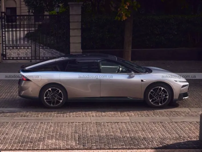 Премʼєра XPeng P7+ у Європі кидає новий виклик для VW ID.7