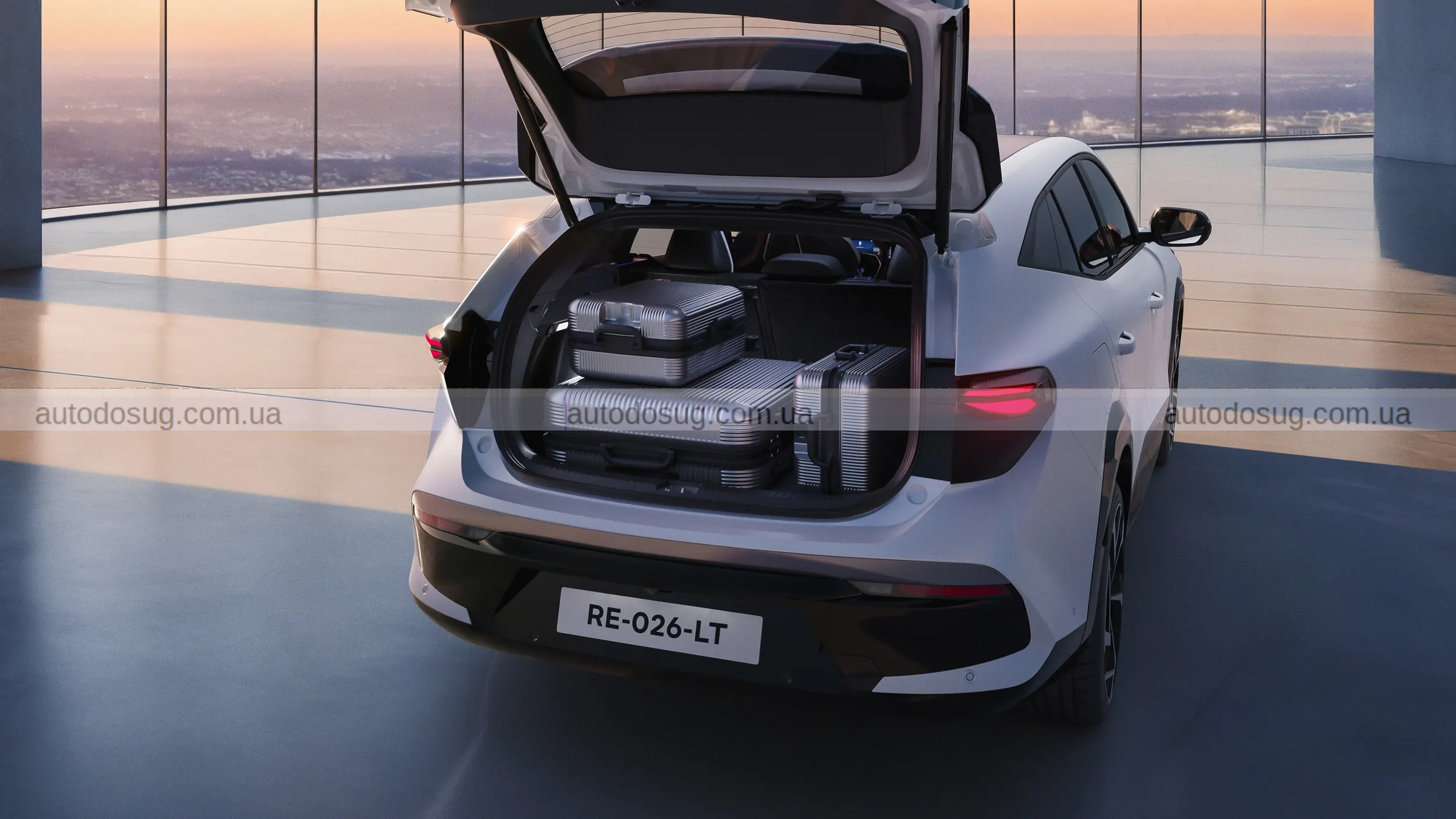 Renault нарешті має справжній преміальний позашляховик Renault Filante