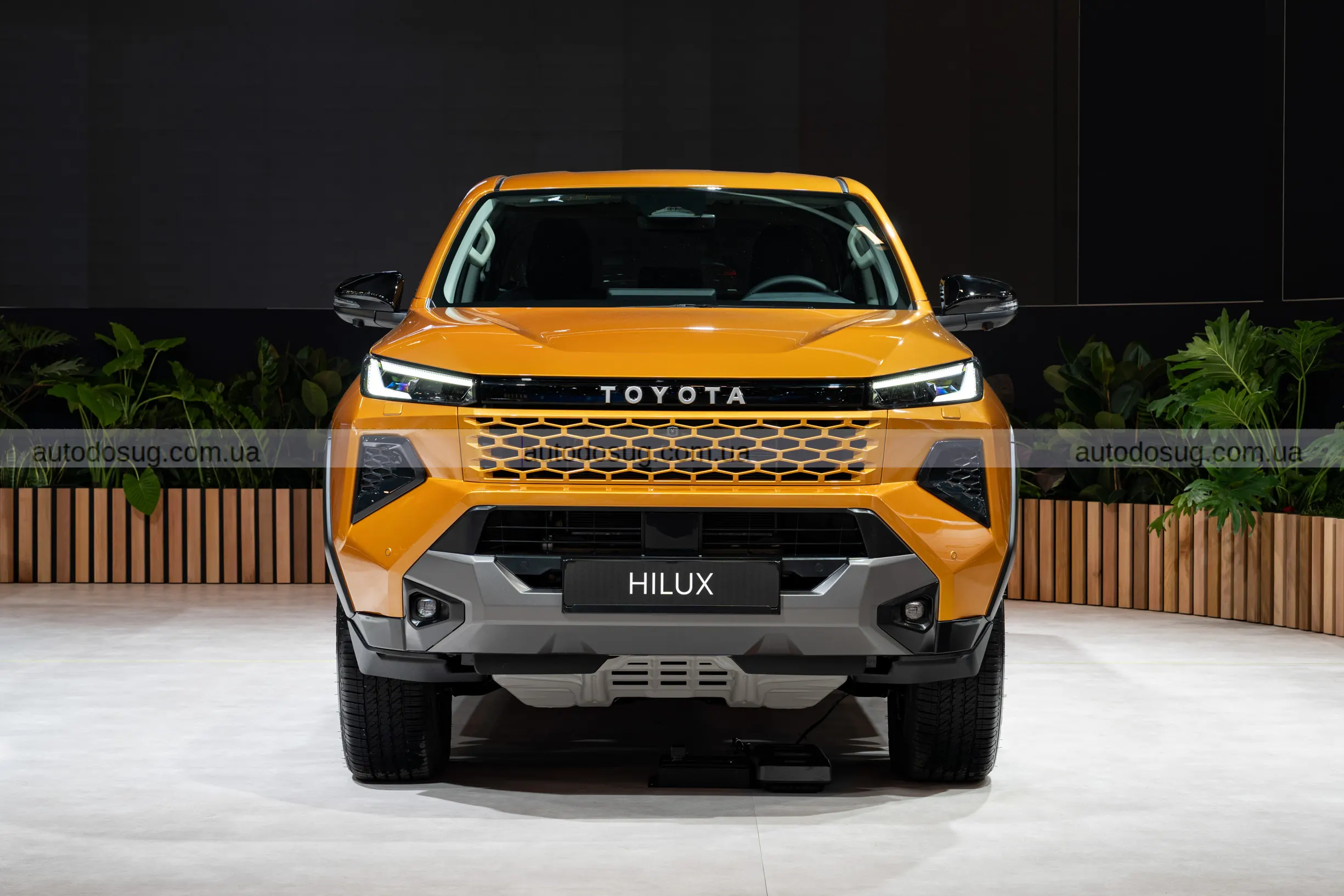 Toyota дебютує з електричним пікапом Hilux EV 2026