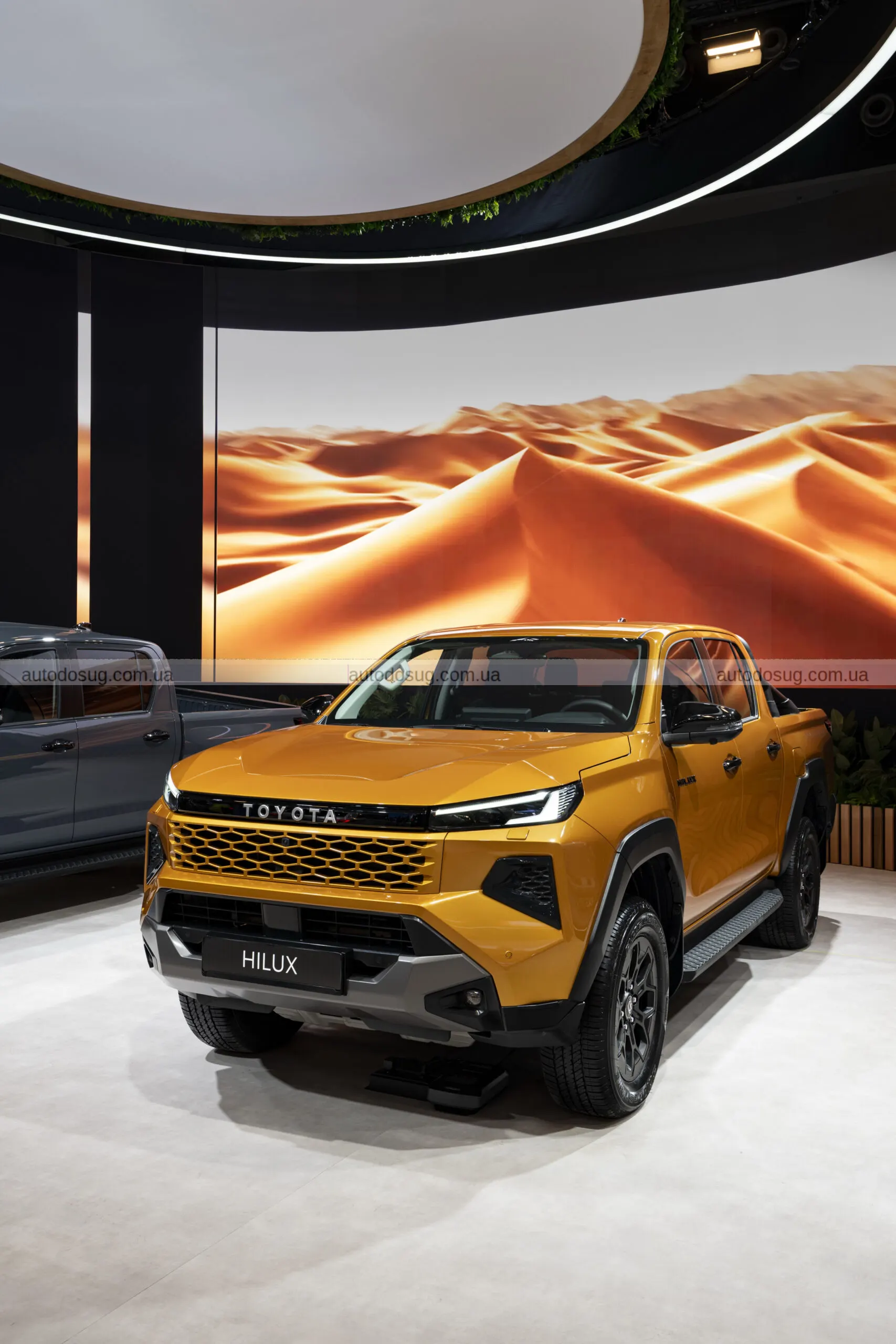 Toyota дебютує з електричним пікапом Hilux EV 2026