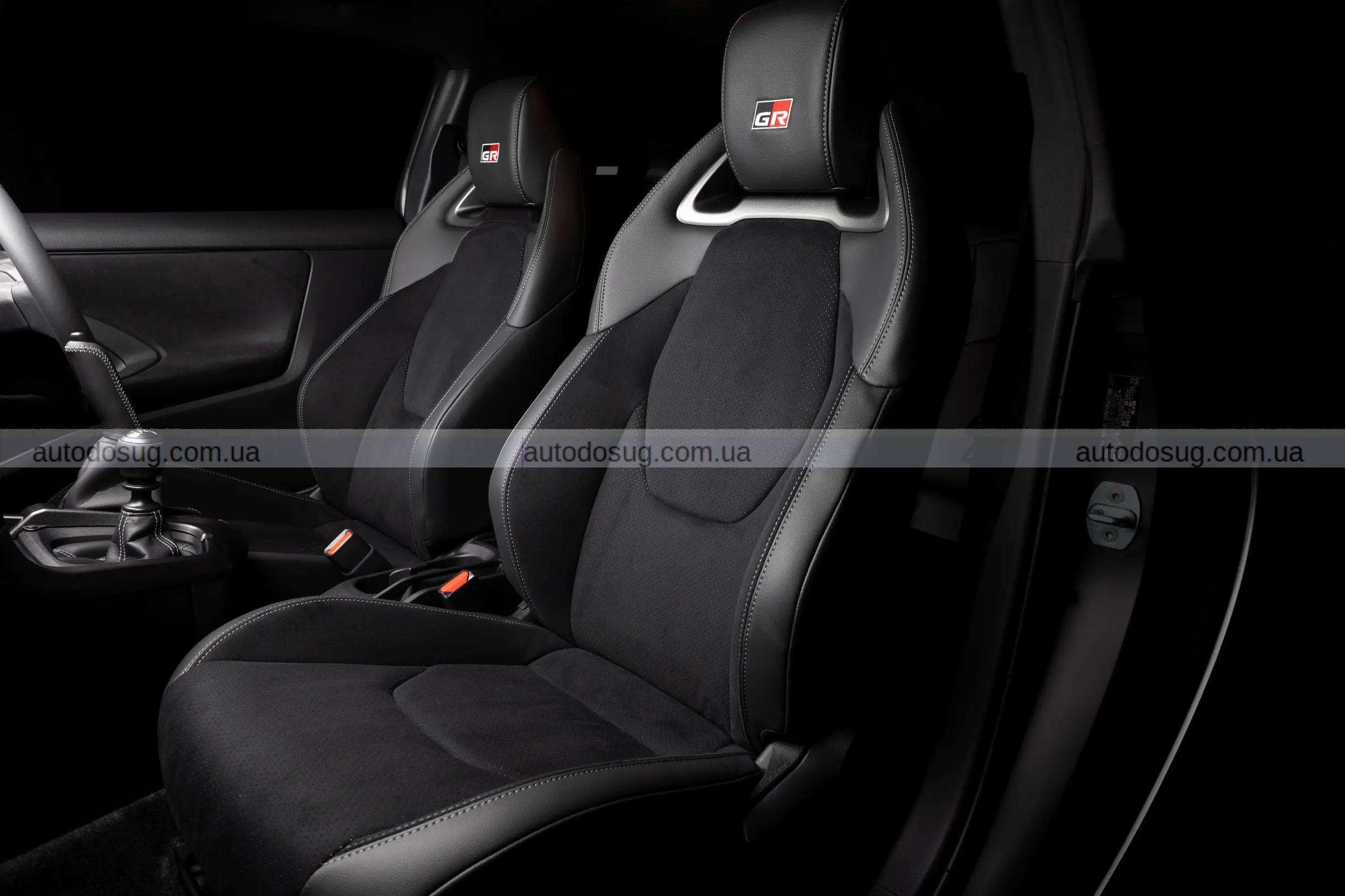 Toyota GR Yaris має режими «Seb» та «Morizo», і обидва створені для поганої поведінки