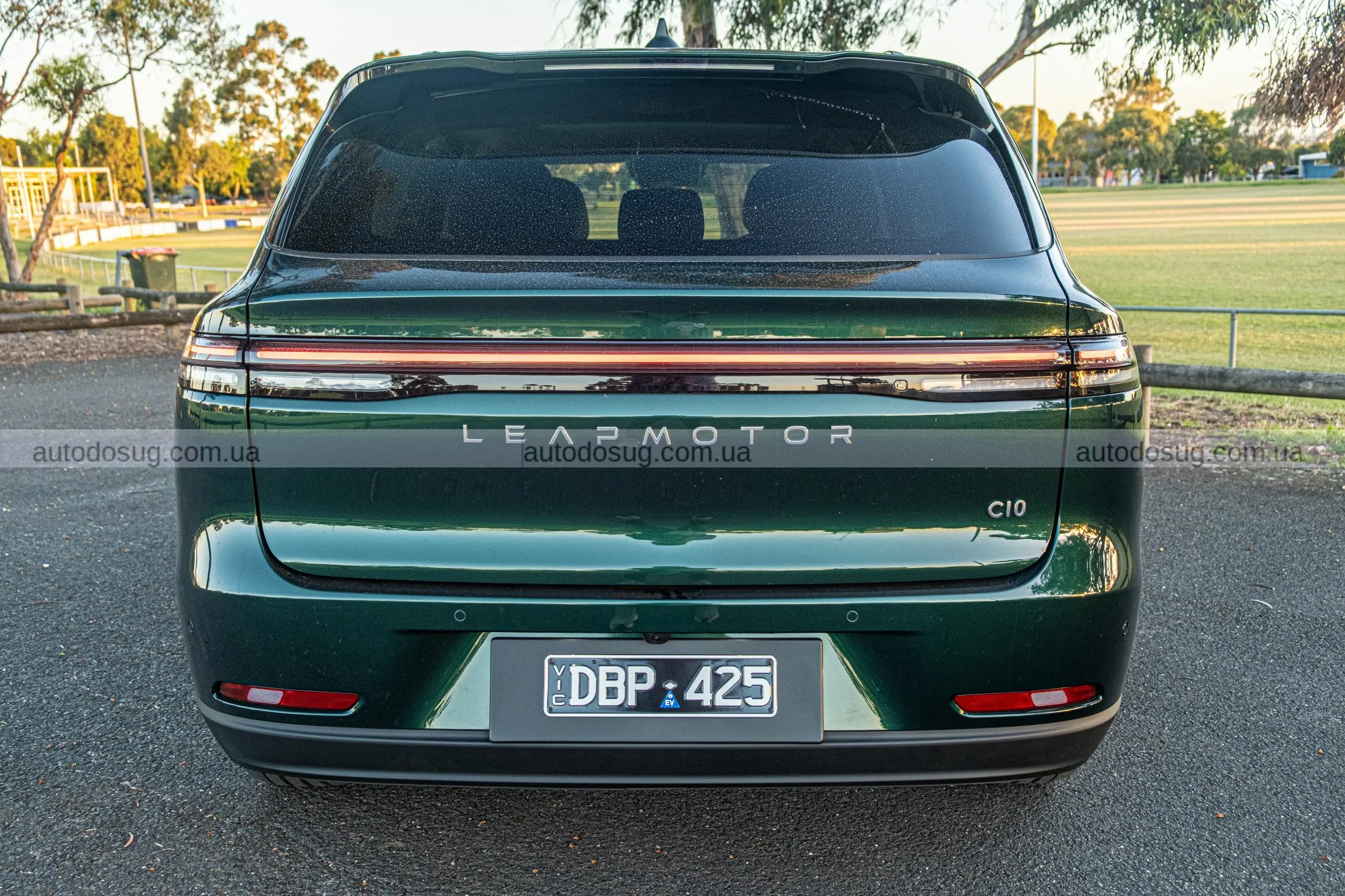 2026 Leapmotor C10 EREV, який по-новому поєднує електрику й дальність