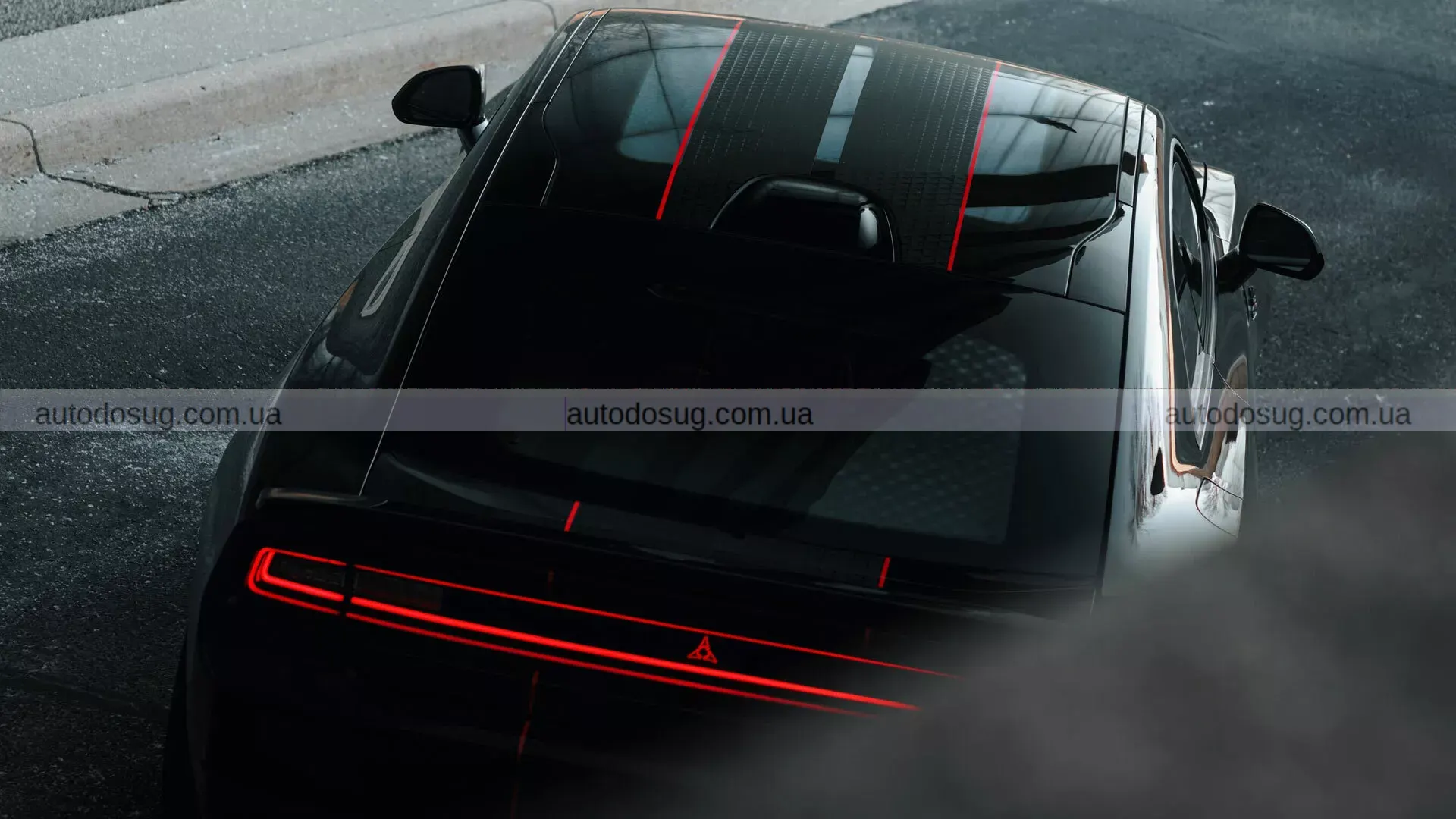 Dodge Charger SixPack оживляє класичну спадщину й підсилює драйв із новими оновленнями