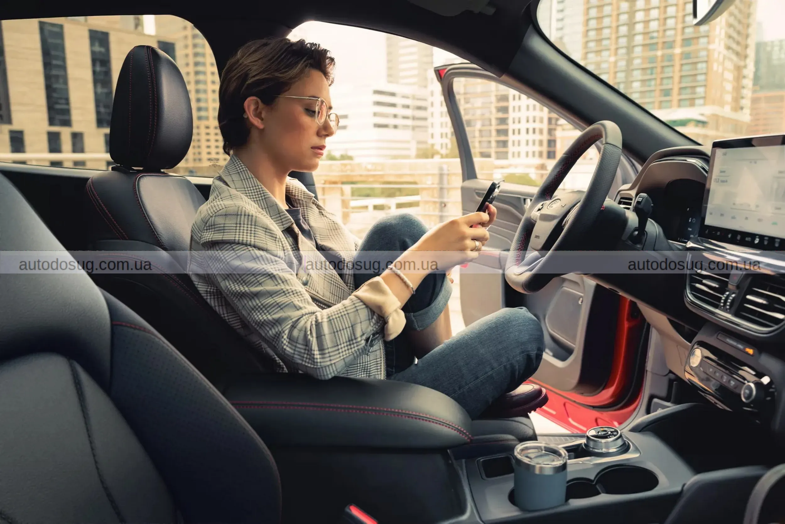 Ford розширює технології в Kuga, поки Escape йде з ринку