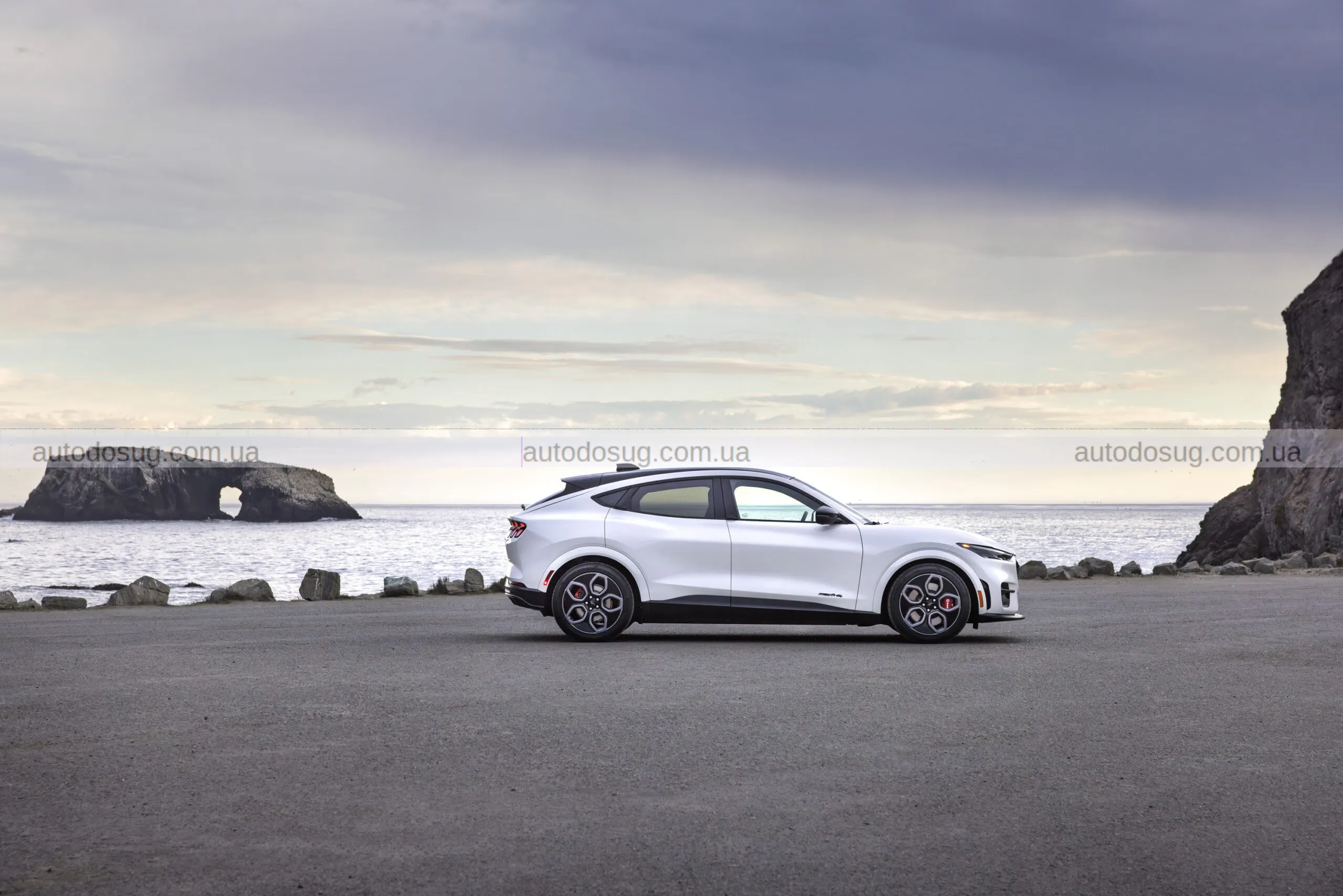 Ford змушує платити за frunk у Mustang Mach-E