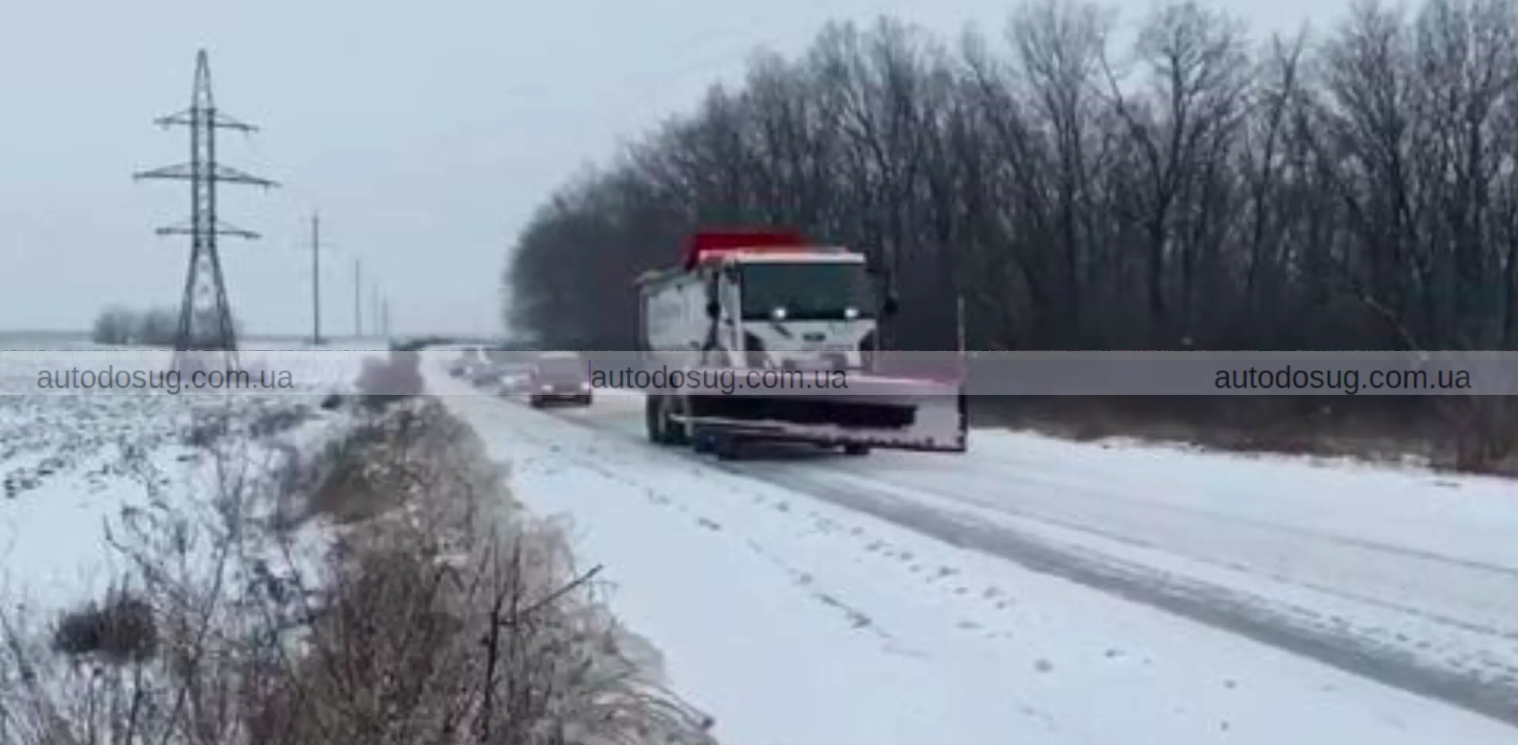 Харківщина тримає дороги відкритими попри дощ, лід і снігові хвилі