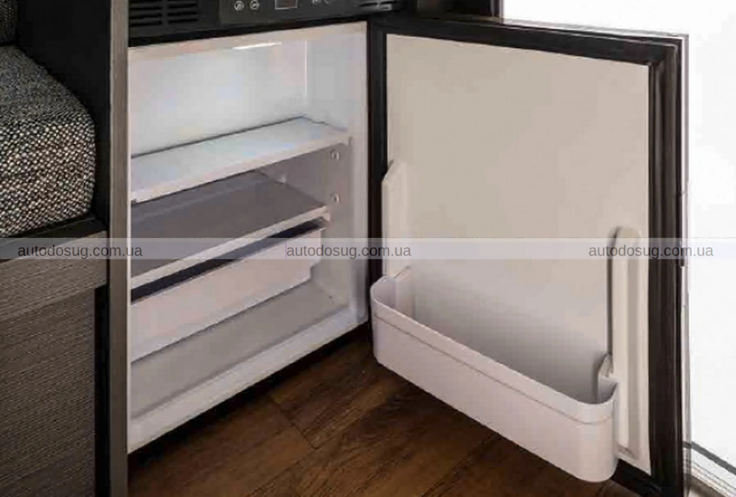 Крихітна вантажівка Kei стає справжнім крихітним будинком на колесах