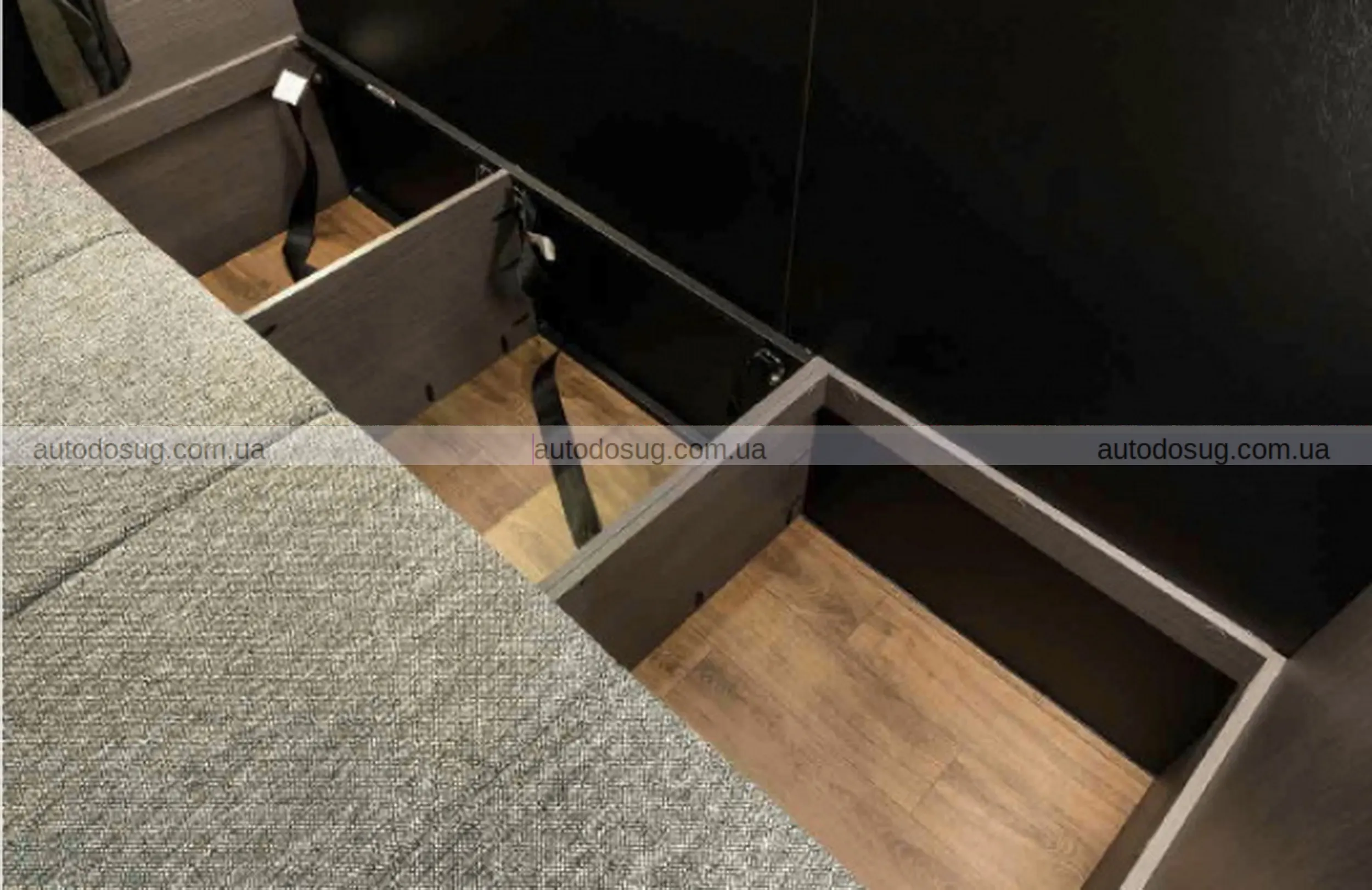 Крихітна вантажівка Kei стає справжнім крихітним будинком на колесах