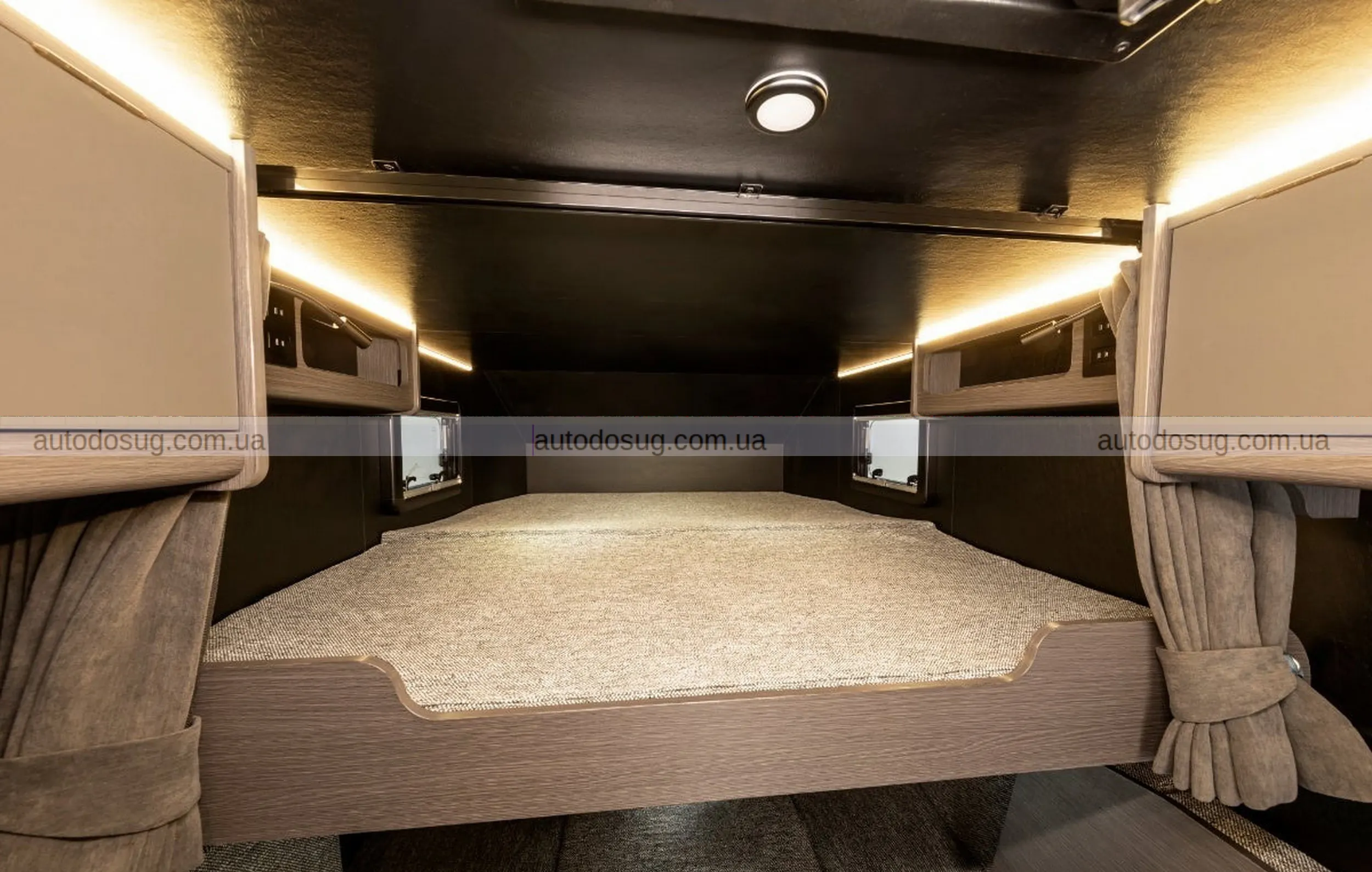 Крихітна вантажівка Kei стає справжнім крихітним будинком на колесах