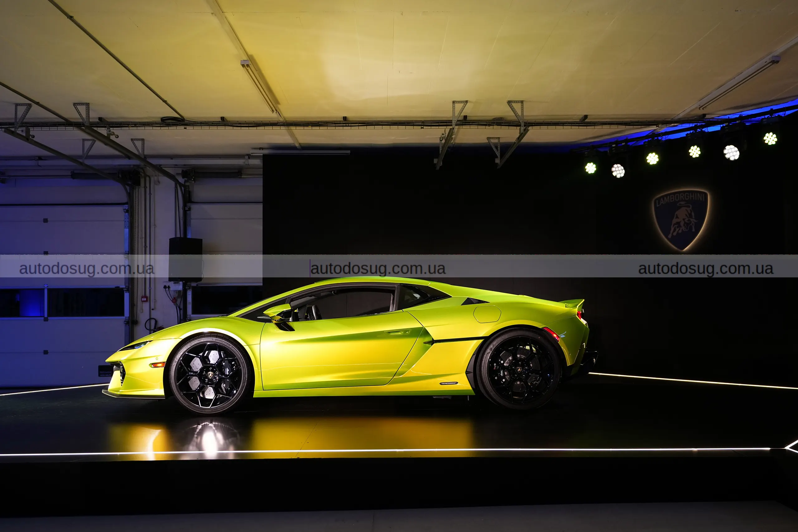 Lamborghini Temerario набирає вагу та демонструє цифри, що дивують навіть фанатів