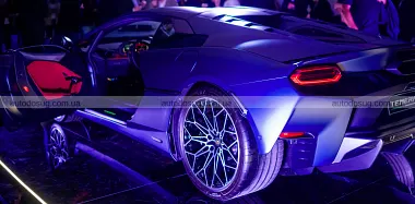 Lamborghini Temerario набирає вагу та демонструє цифри, що дивують навіть фанатів
