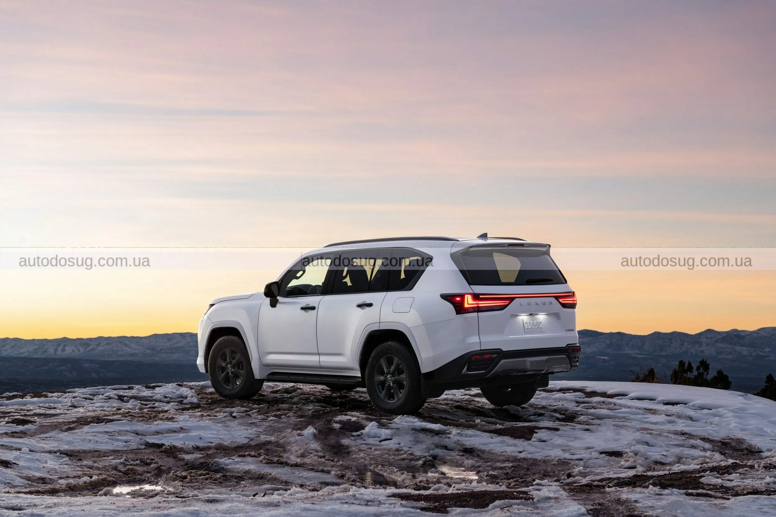 Lexus масово відкликає LX 600 через проблему з трансмісією