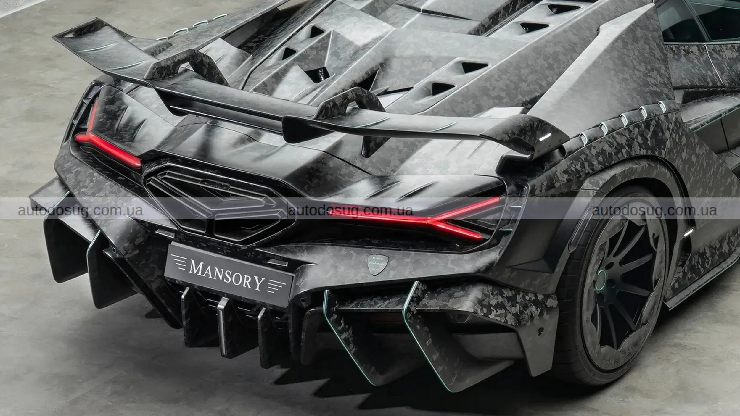 Mansory перетворює Lamborghini Revuelto на карбоновий монстр Carbonado X