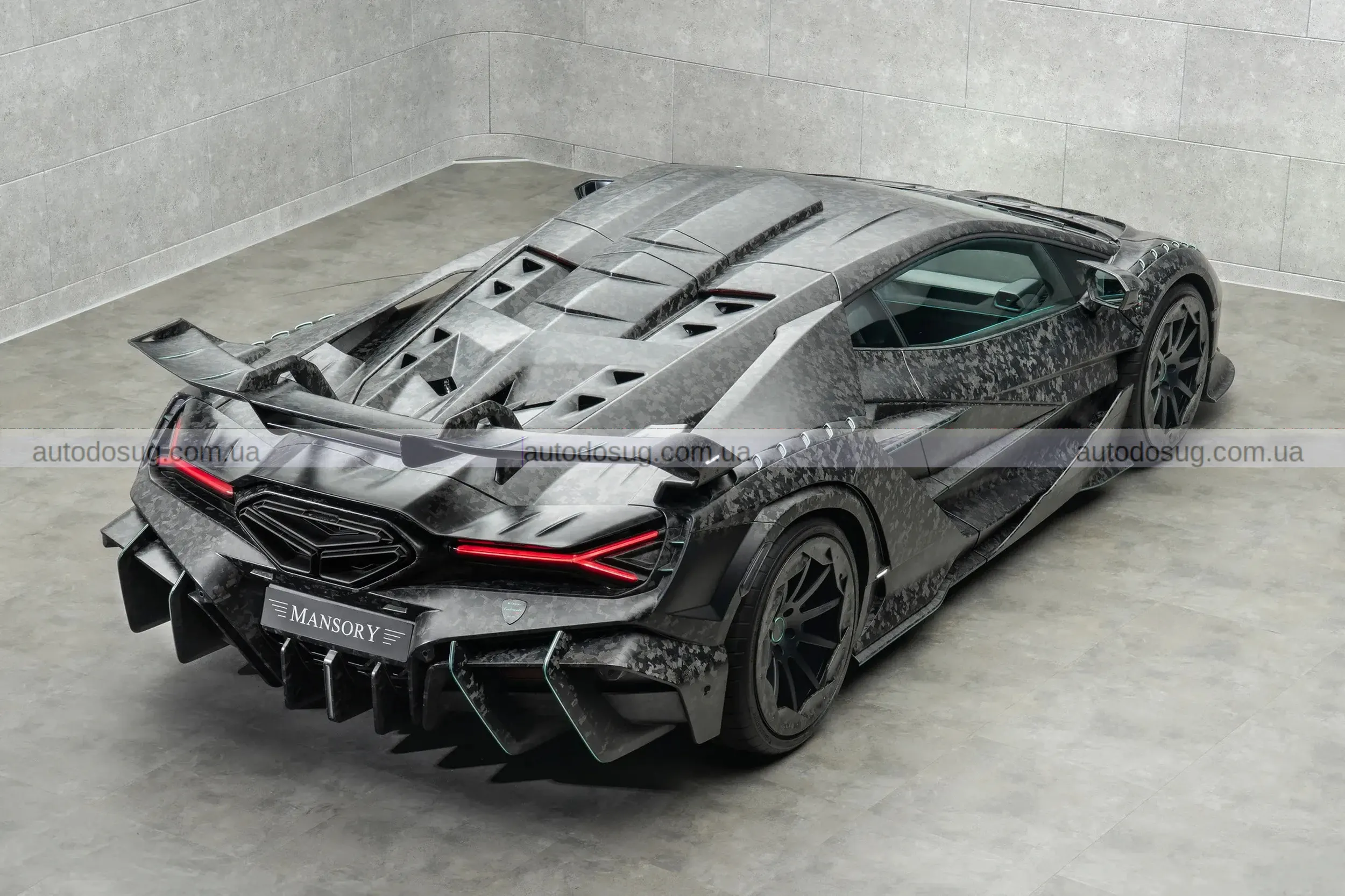 Mansory перетворює Lamborghini Revuelto на карбоновий монстр Carbonado X
