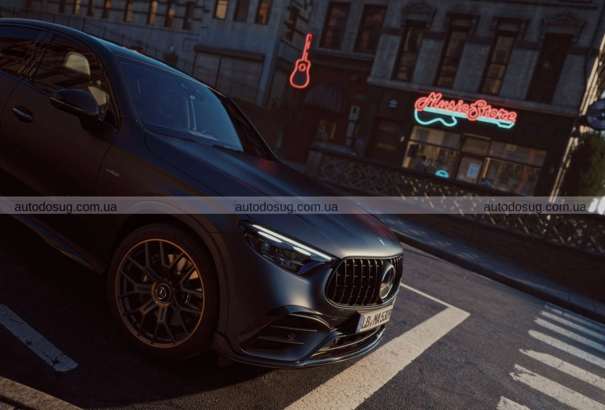 Mercedes-AMG готує новий GLC 53 з «шісткою» під капотом