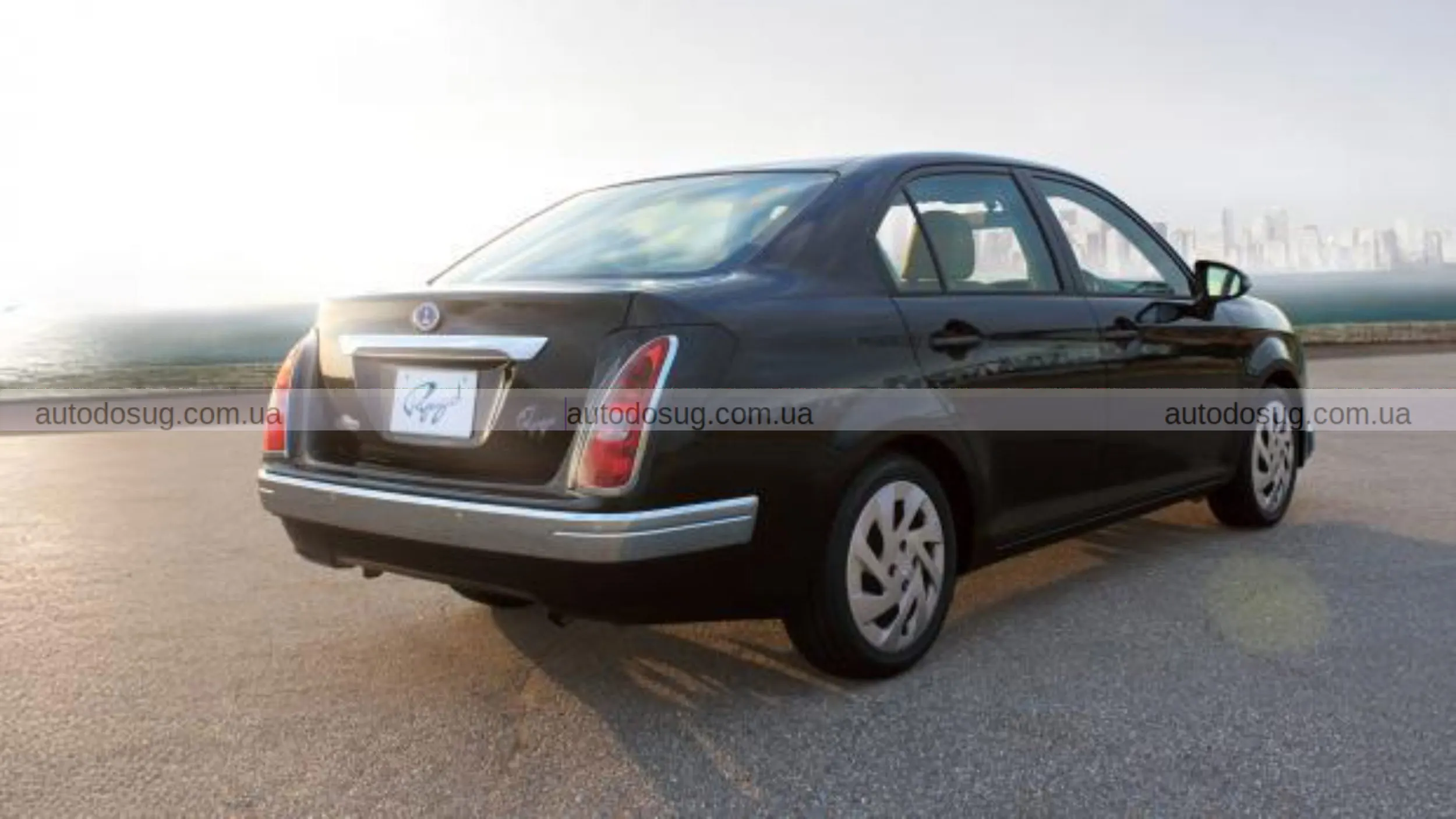 Mitsuoka прощається з однією з найекстравагантніших Toyota Corolla