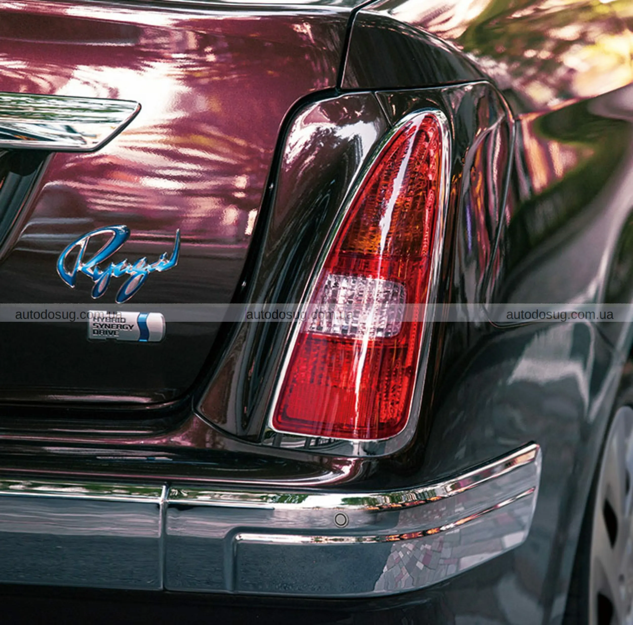 Mitsuoka прощається з однією з найекстравагантніших Toyota Corolla