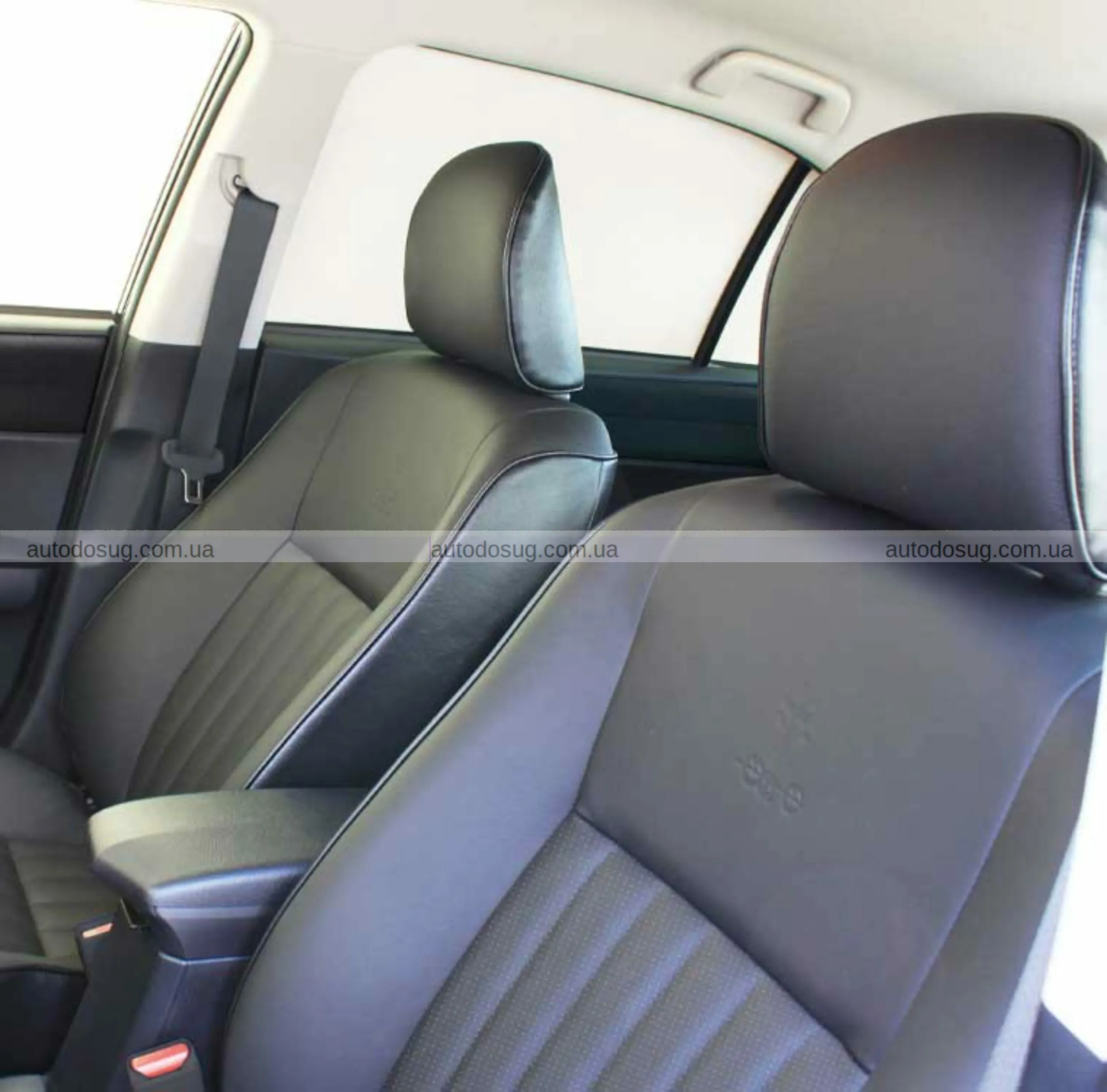 Mitsuoka прощається з однією з найекстравагантніших Toyota Corolla