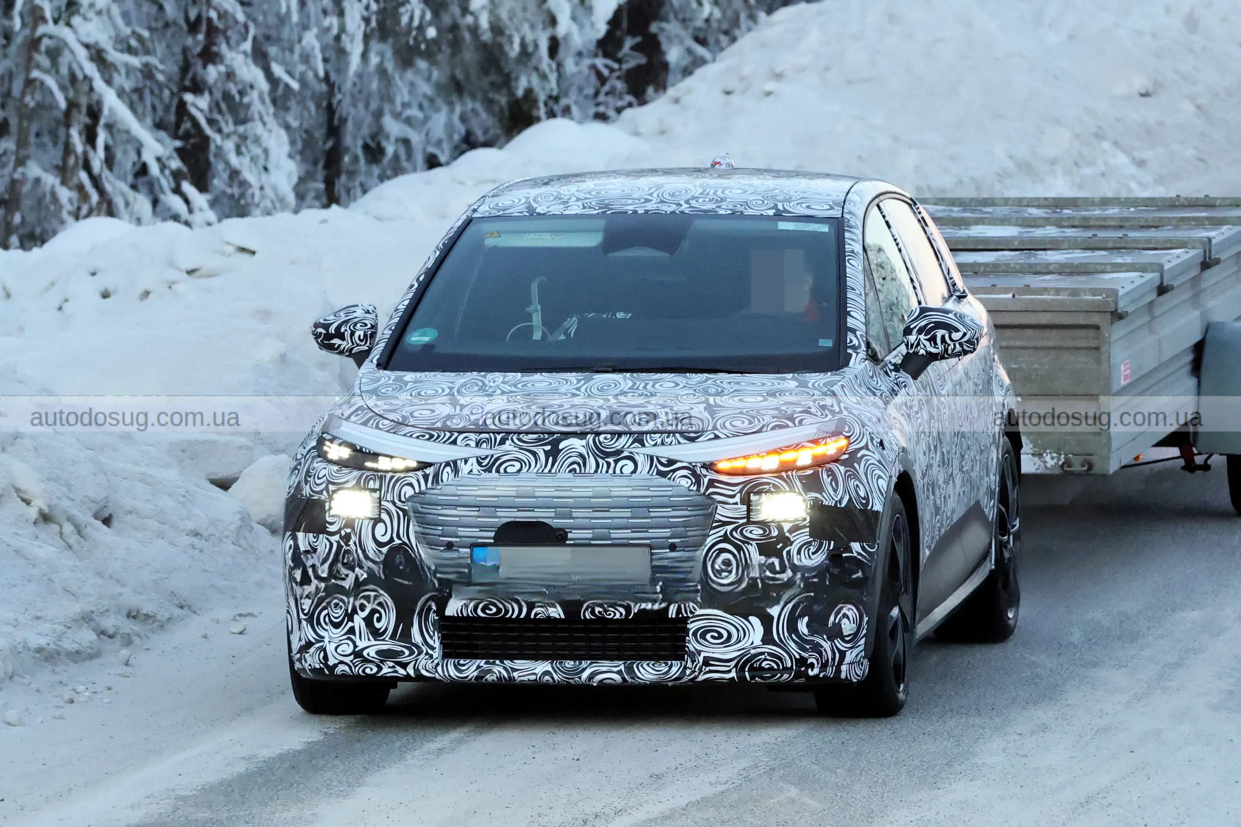 Найменший електромобіль Audi розкриває секрети свого салону