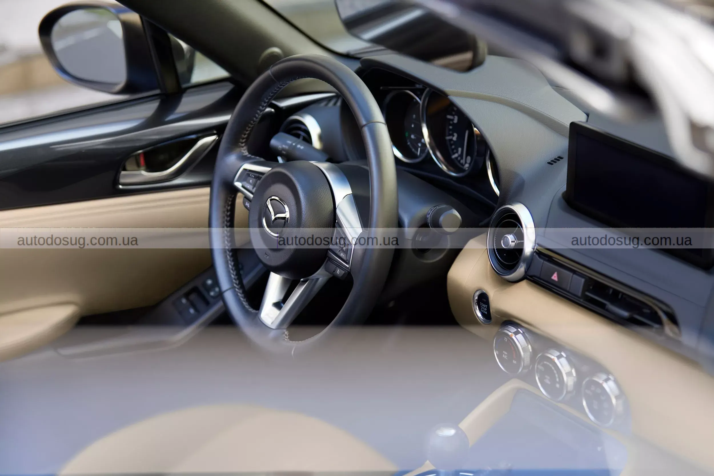 Нова Mazda MX-5 NE не стане повністю електричною