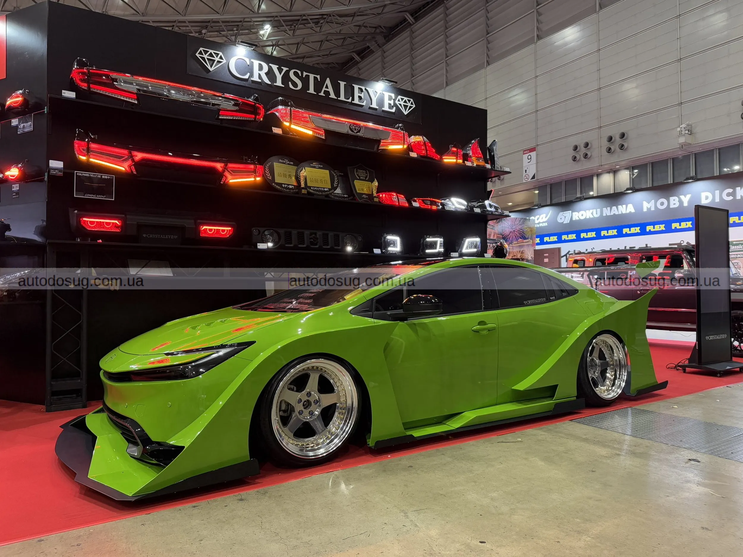 Стиль Bosozoku перетворює Toyota Prius на шалений шоу-кар