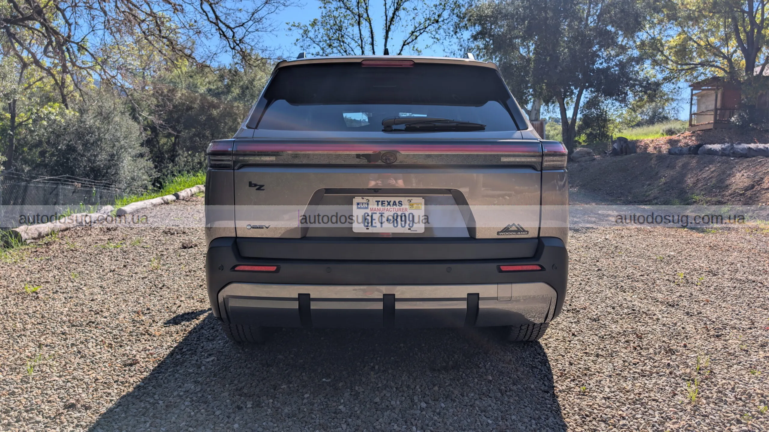 Toyota bZ Woodland представляє новий електричний SUV із характером і комфортом