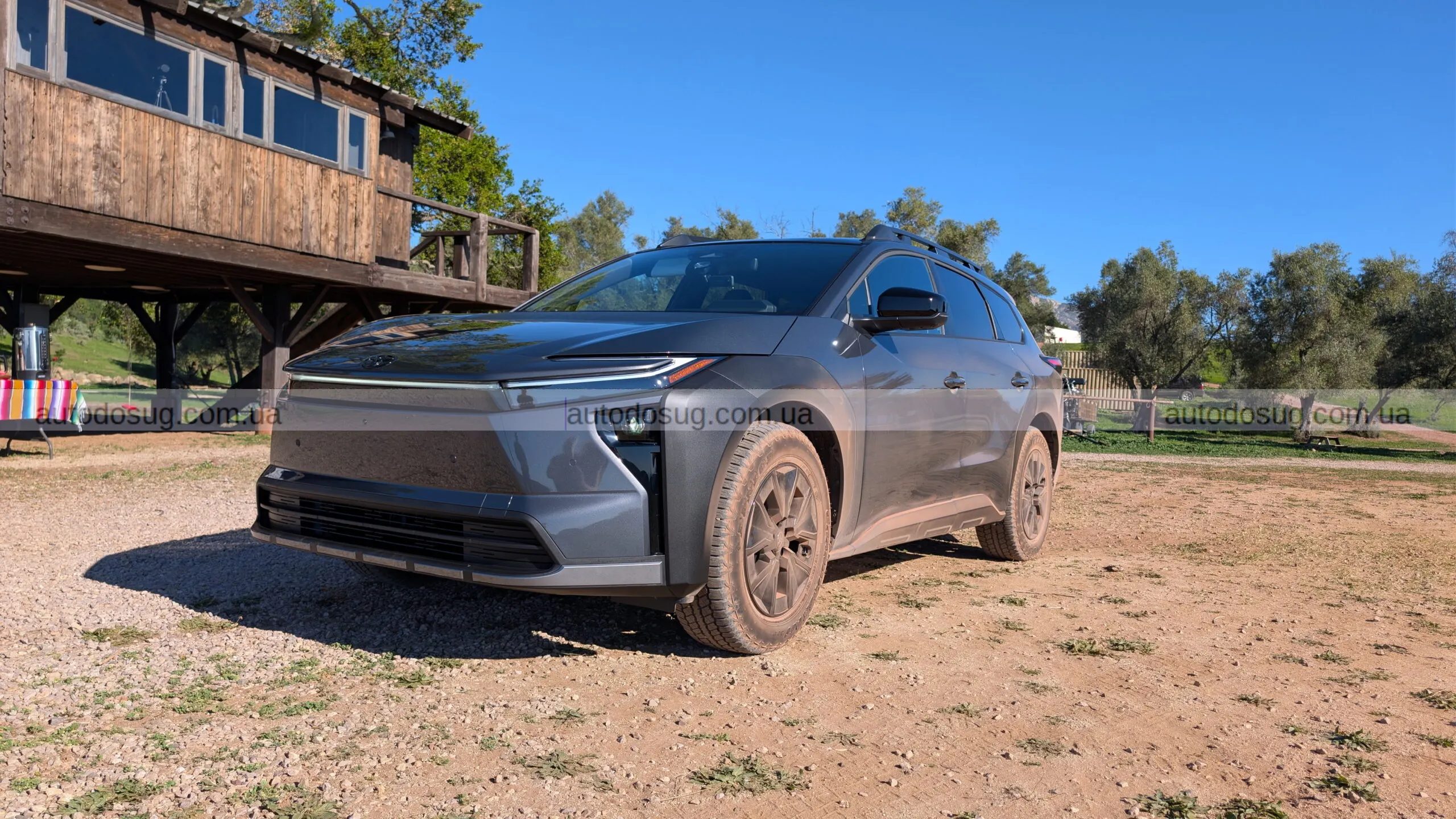 Toyota bZ Woodland представляє новий електричний SUV із характером і комфортом