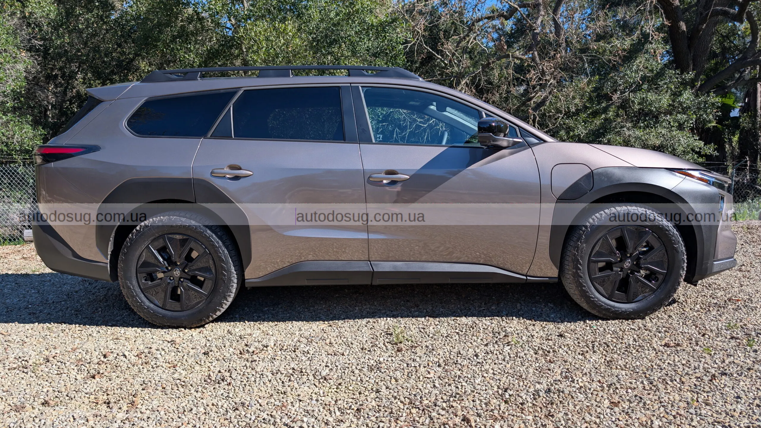 Toyota bZ Woodland представляє новий електричний SUV із характером і комфортом