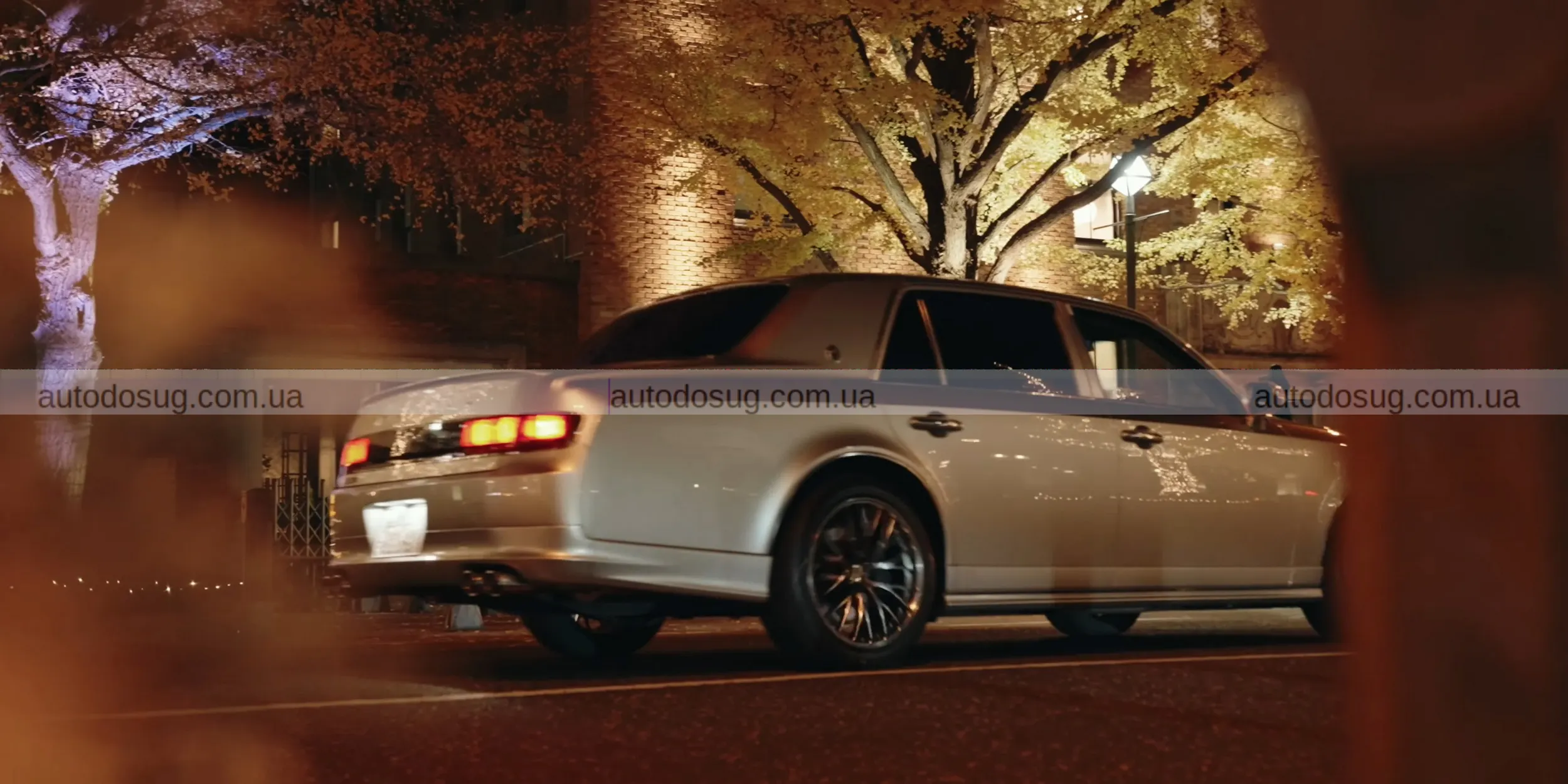 Toyota Century від Tom’s Racing отримав новий спорт-стиль