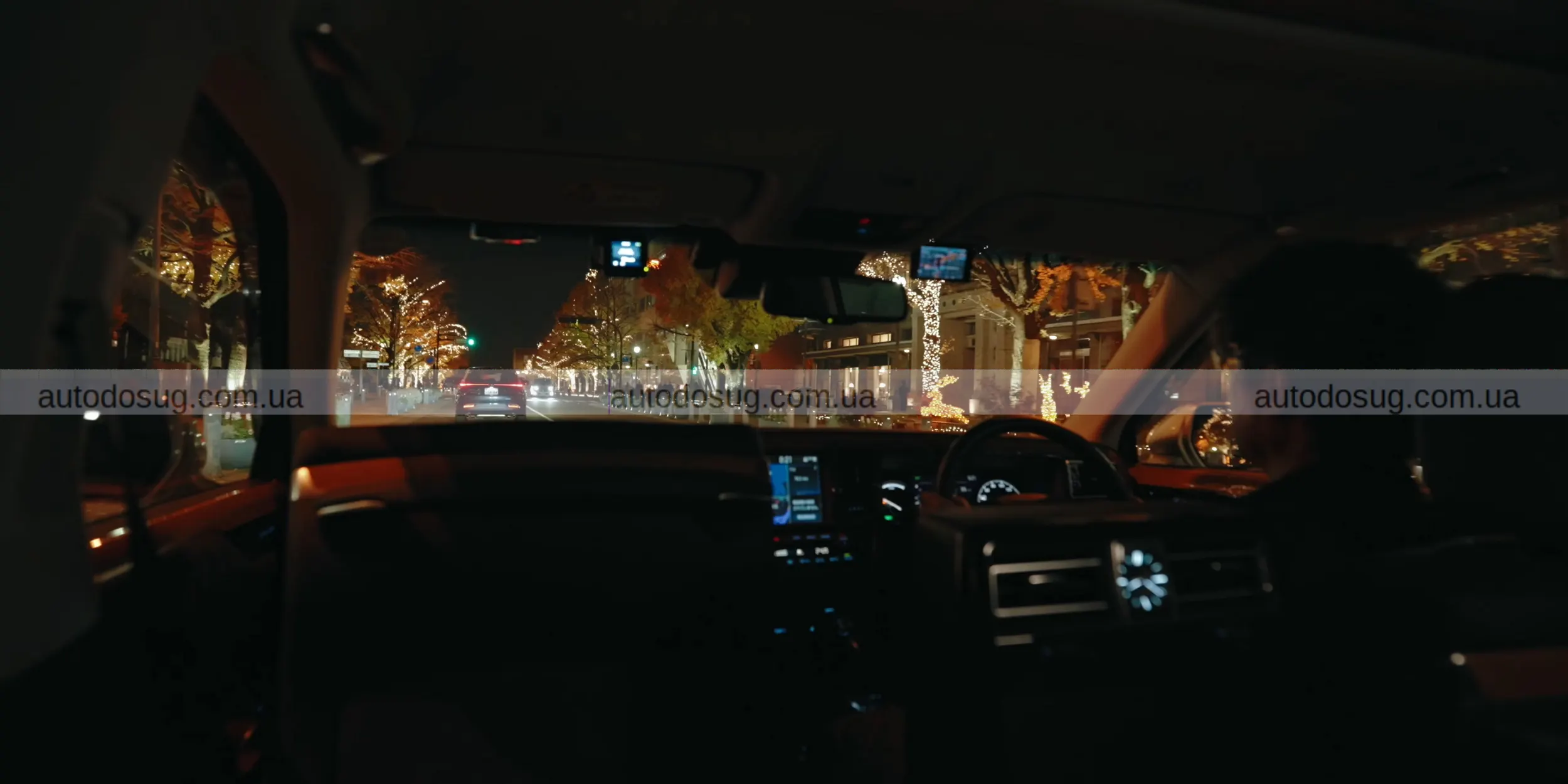 Toyota Century від Tom’s Racing отримав новий спорт-стиль