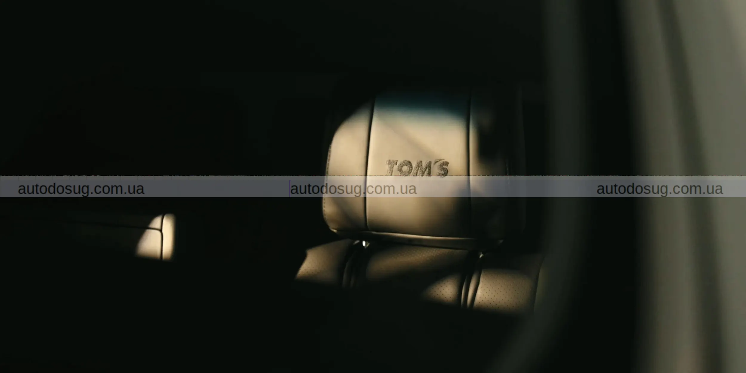 Toyota Century від Tom’s Racing отримав новий спорт-стиль