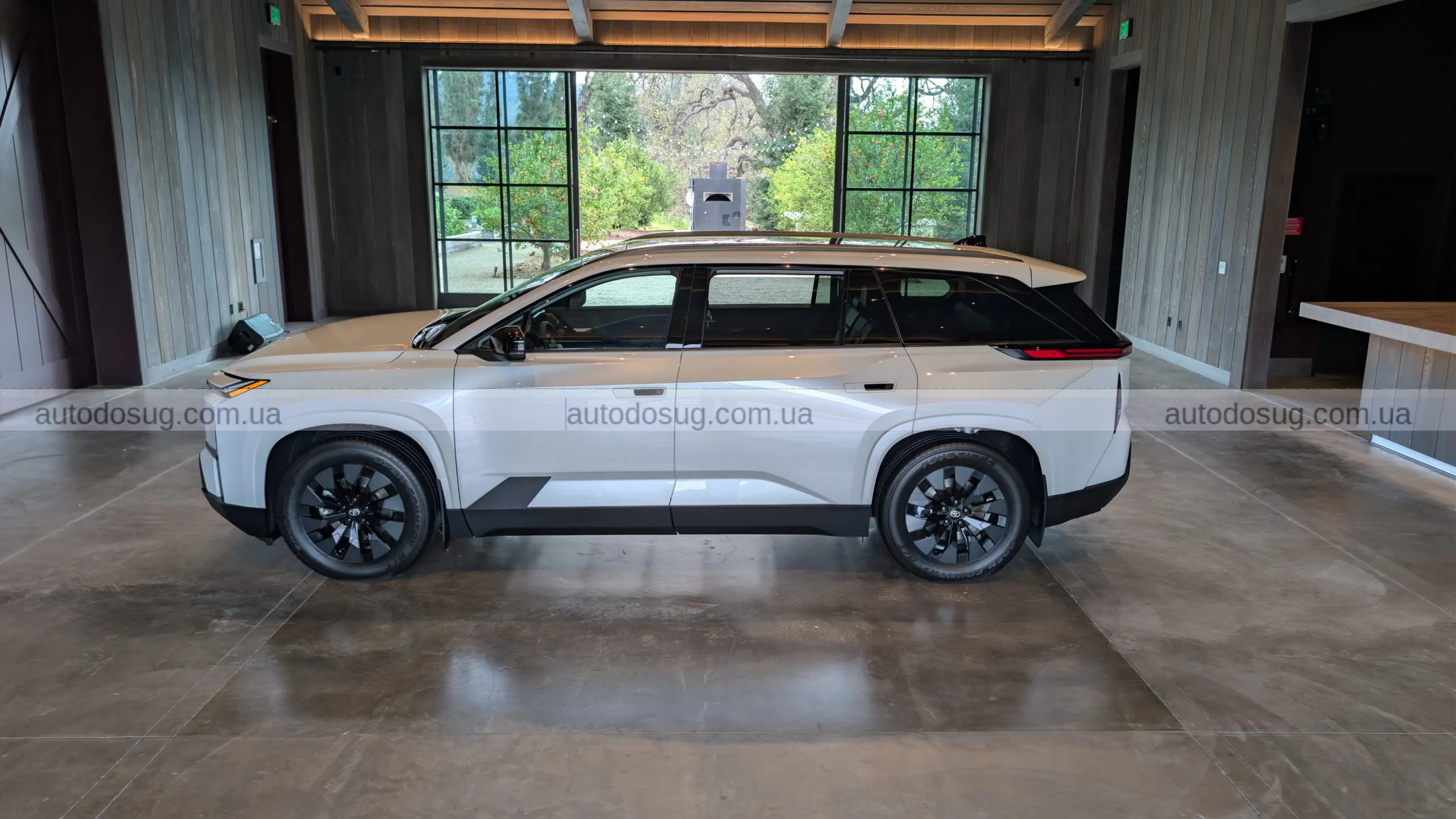 Toyota запускає новий електричний Highlander EV у світі великих SUV